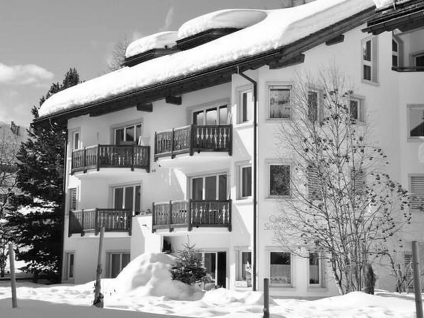 Chesa Semnadur H2 - Buiten