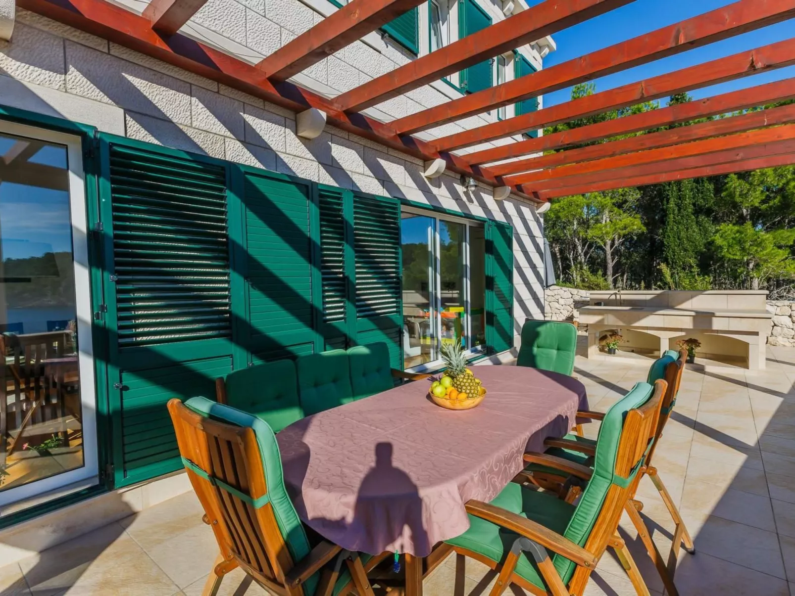 Ferienvilla "Osibova" mit Blick auf das Wasser-Image-tags.info