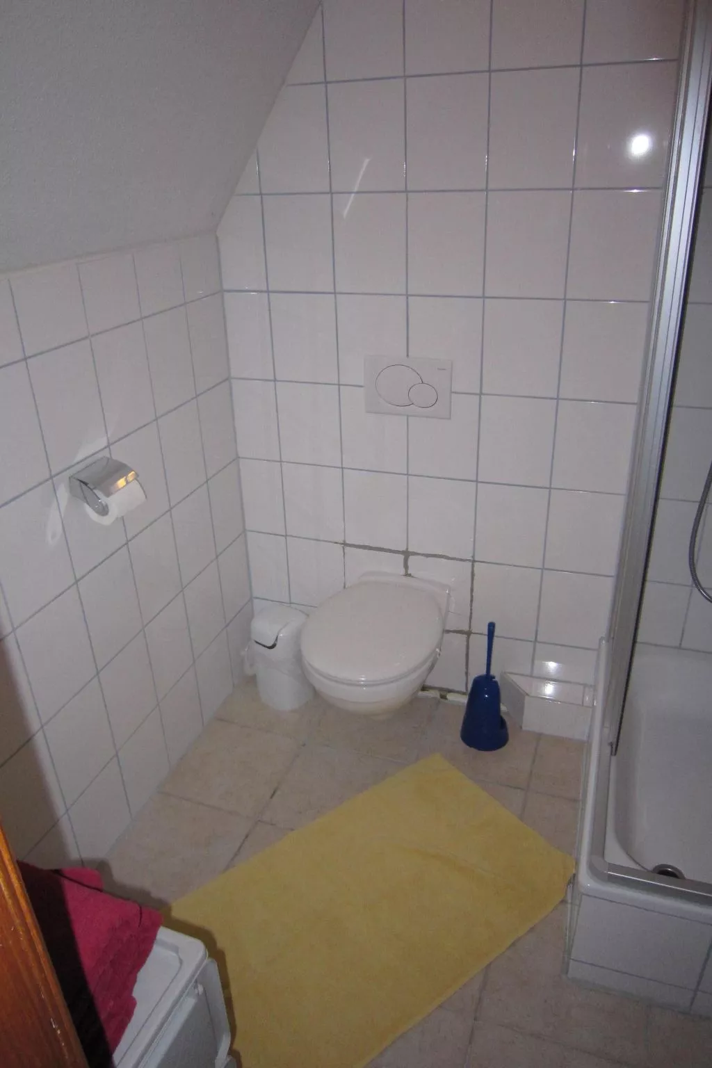 Mit Garten und Terrasse-Binnen