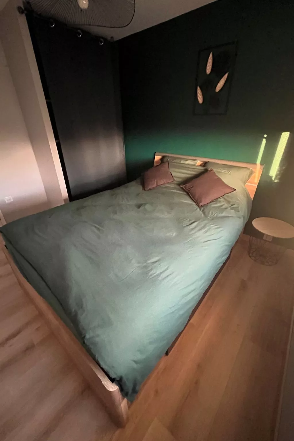 Wohnung mit Privatparkplatz - Binnen