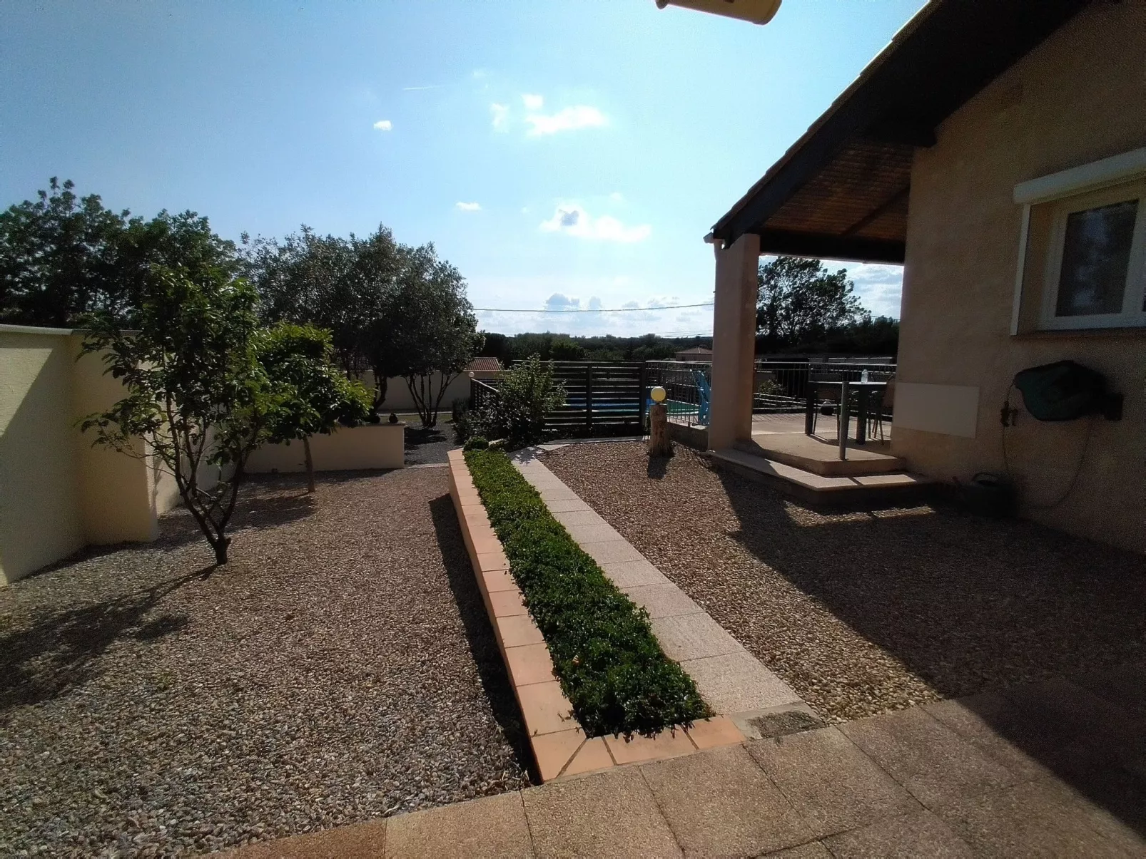 Inmitten der Weinberge Lucinkas-Buiten