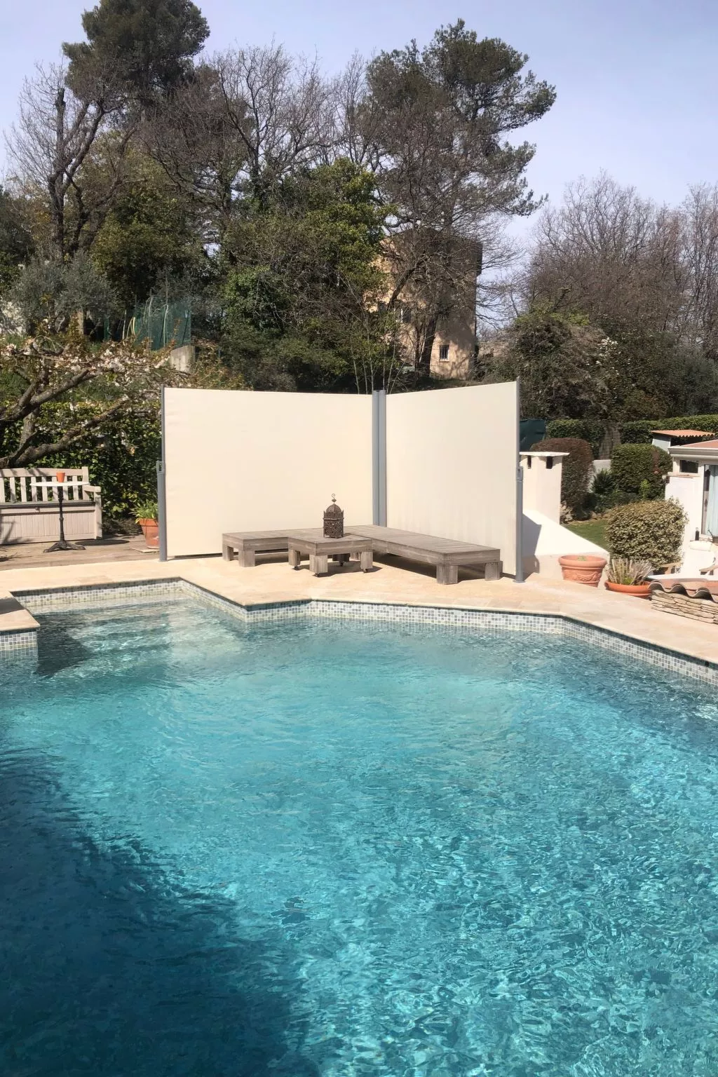 Mimet la diote, Ausflug in die Sonne und in die Ruhe-Buiten