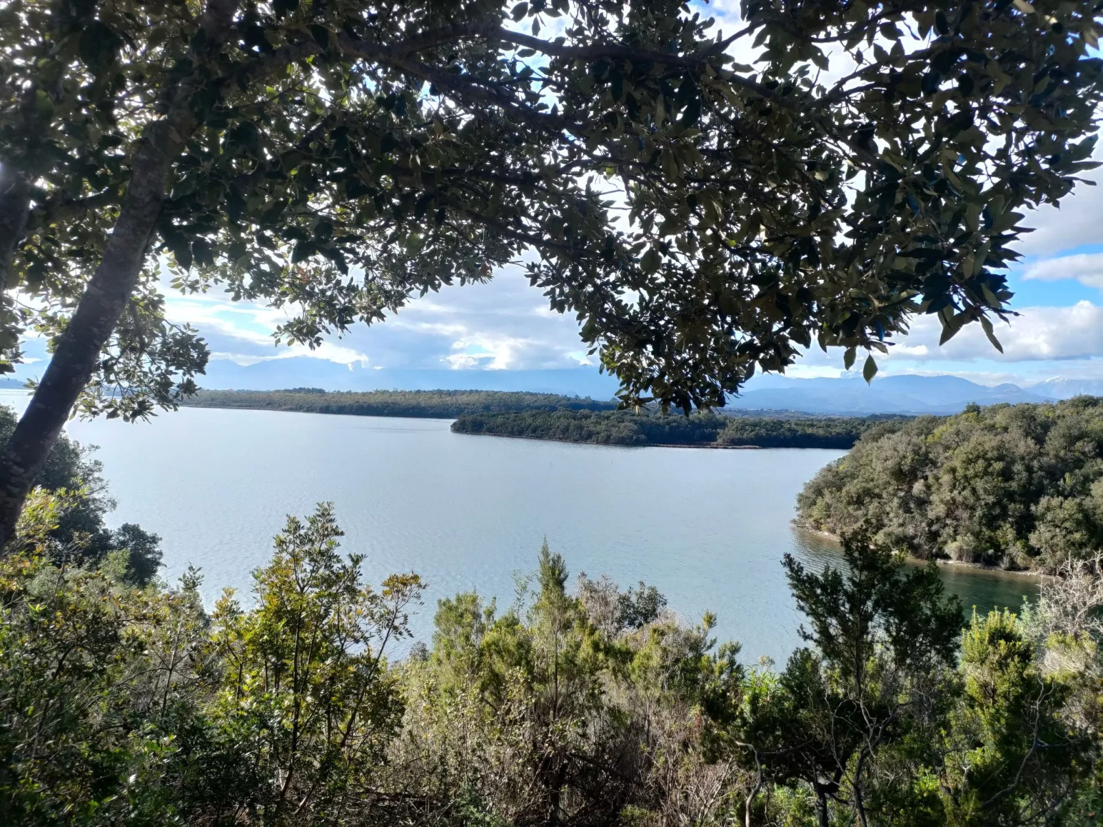 Wohnung "Authentisches korsisches Haus"-Buiten