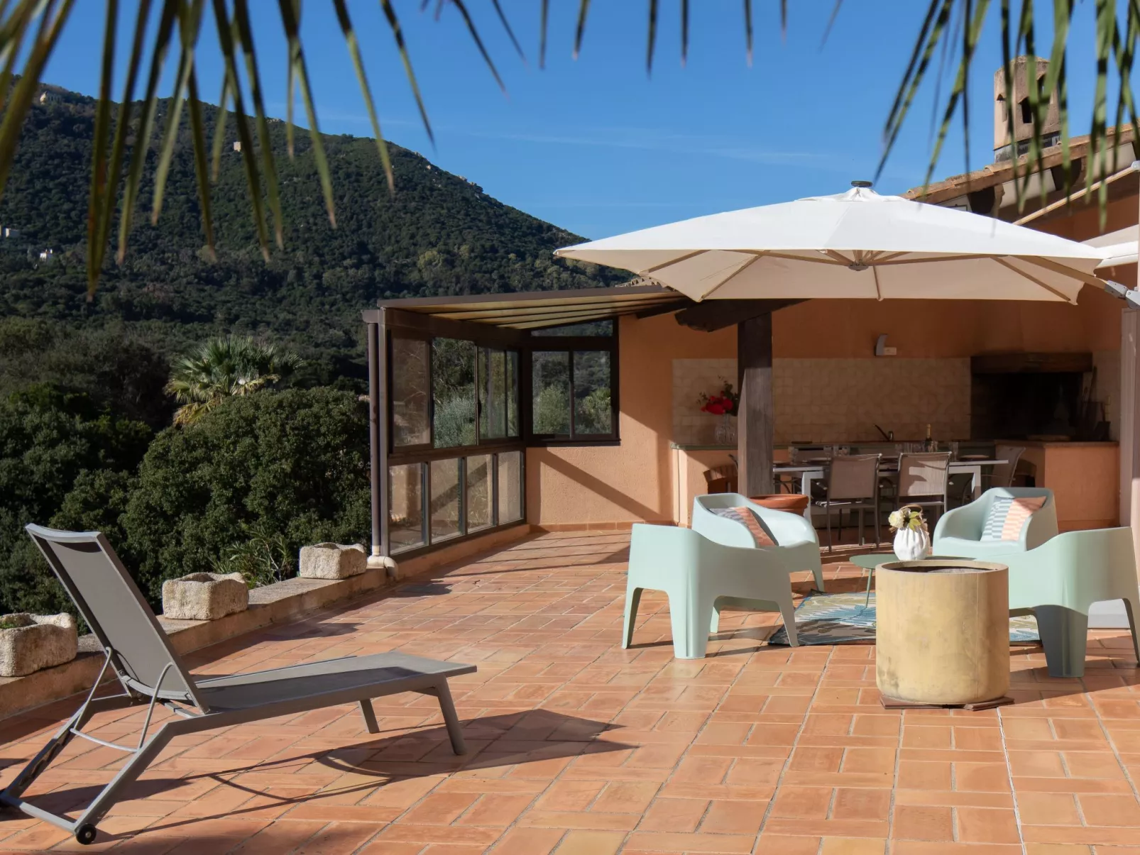 Apartment Terrasse Panoramablick auf den Golf-Buiten