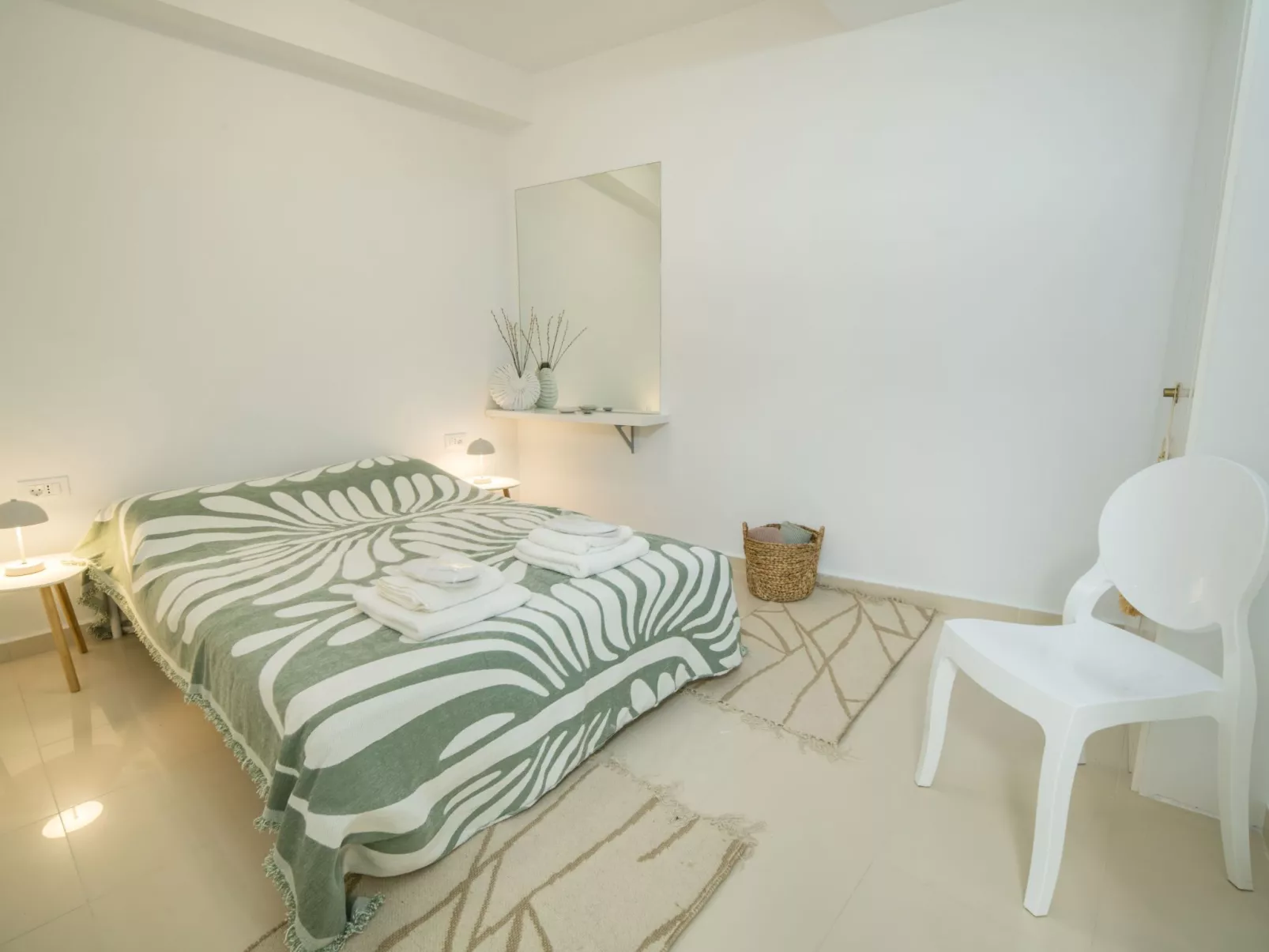 Neue Villa Moments am Meer mit Whirlpool, 50 m zum Strand-Binnen