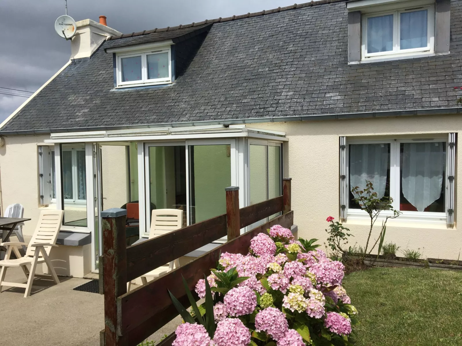 Maison du Rheun Trégondern in Saint-Pol-de-Léon-Buiten