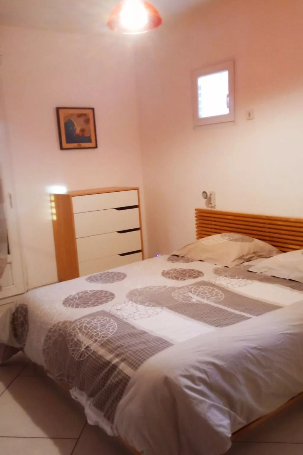 La petite maison sous les pinins-innenpool-Binnen