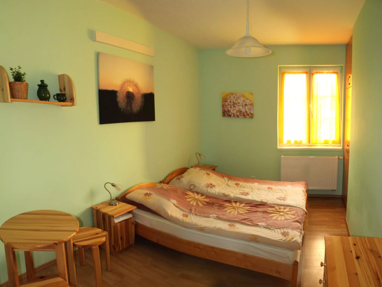 Hétkanyar Vendégház-Binnen