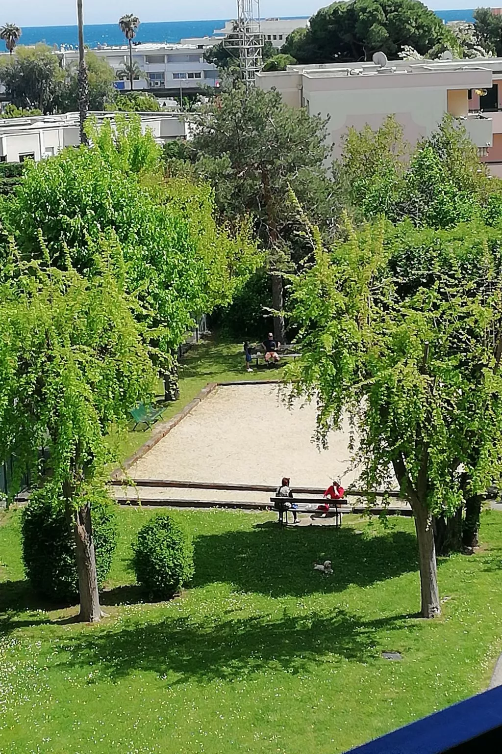Gemütliche Wohnung, 5 Minuten vom Strand entfernt-Buiten