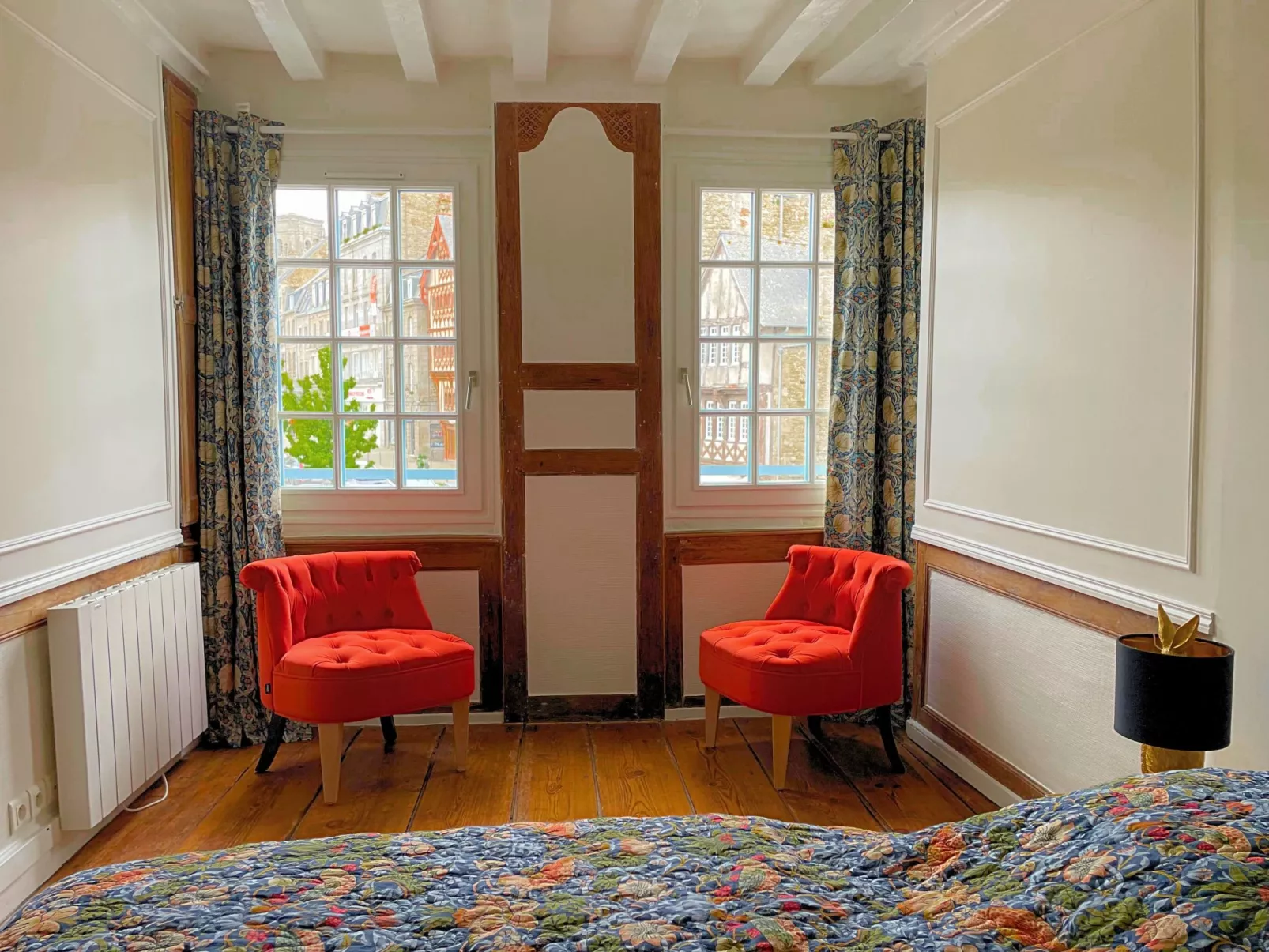 "Town House" im Herzen des historischen Zentrums-Binnen