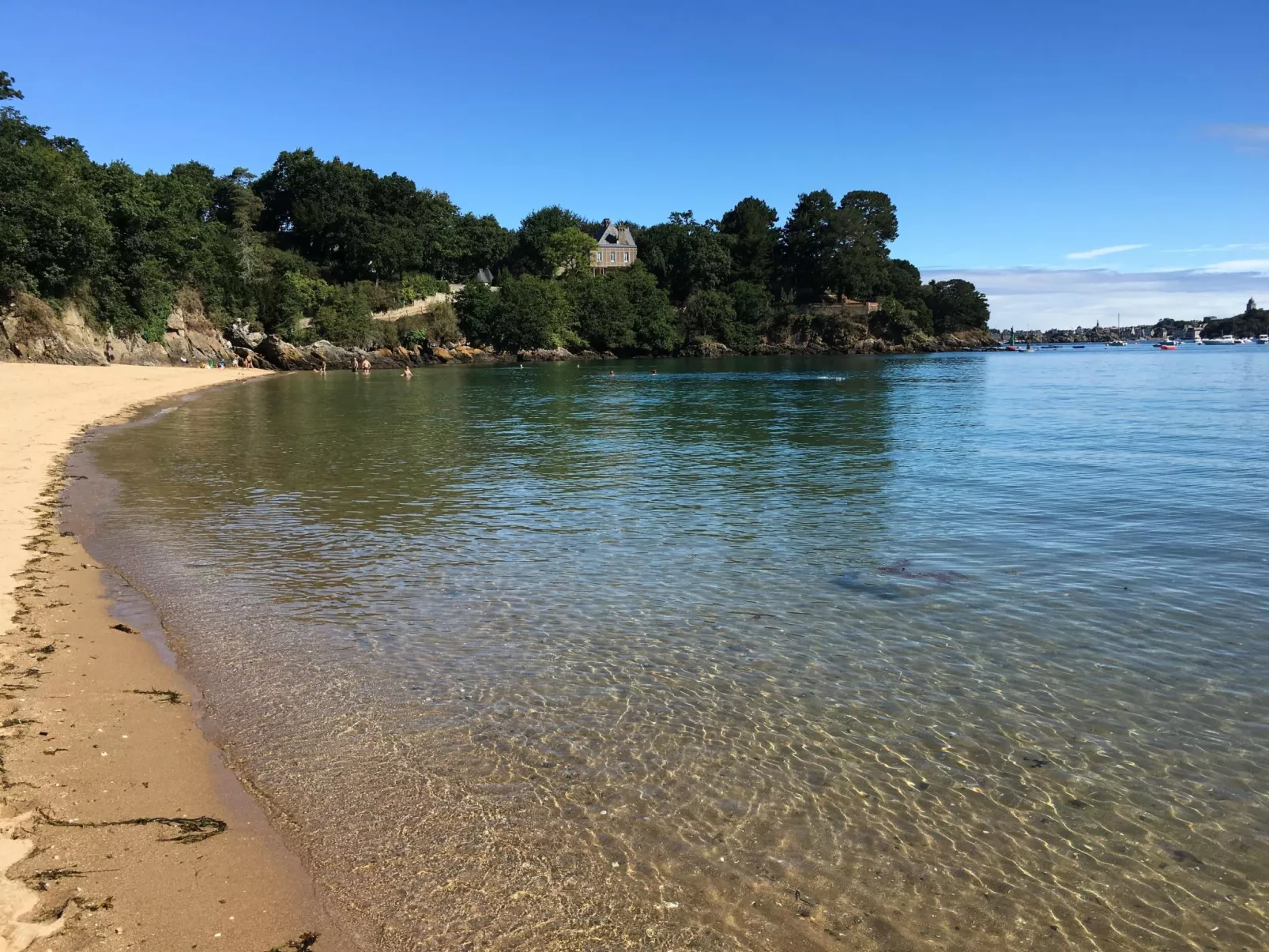 "KerMamGoz" in Strandnähe-Buiten