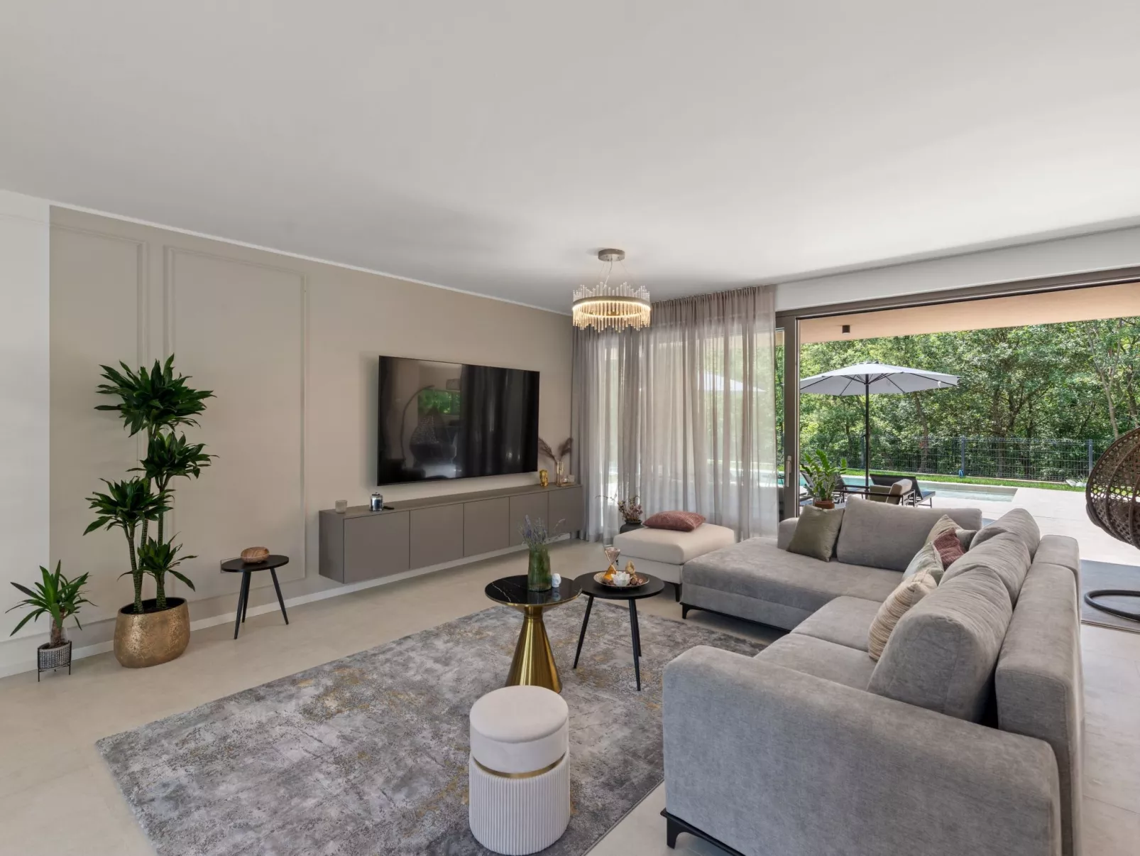 Luxuriöse Waldvilla mit beheiztem Pool in Kroatien-Binnen