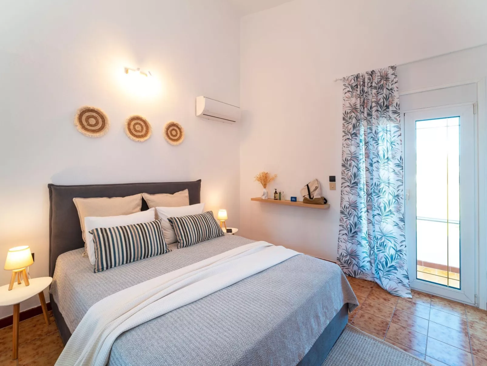 Ixian Bliss Pool Villa-Image-tags.info