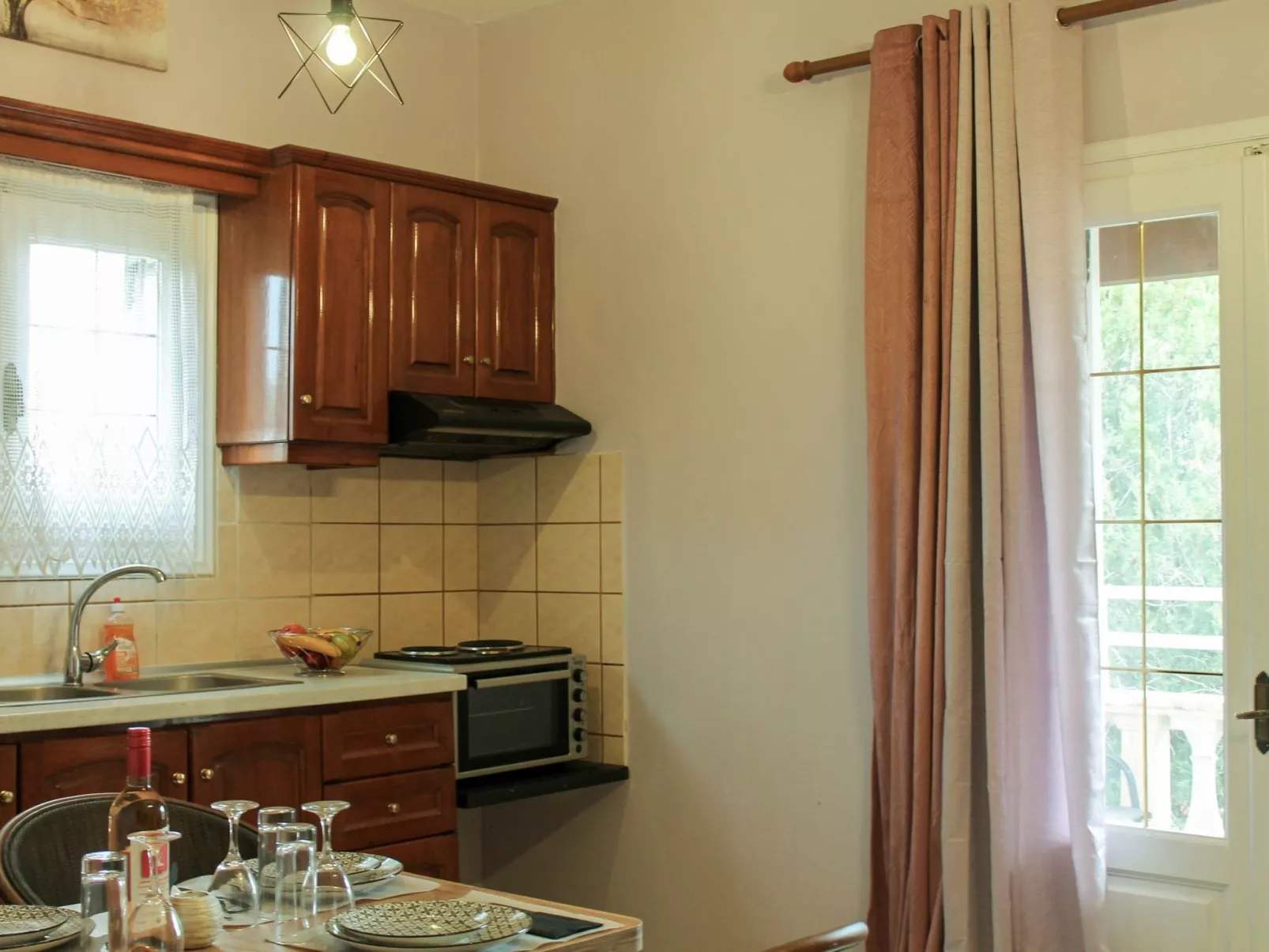 Geräumiger, familienfreundlicher Aufenthalt in Strandnähe-Binnen