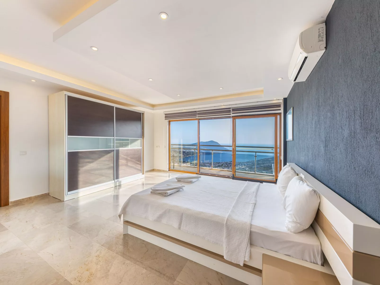 Villa Cap-Image-tags.info