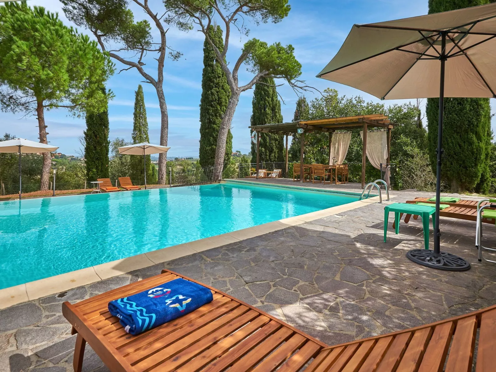 'Verbena' mit Pool-Buiten