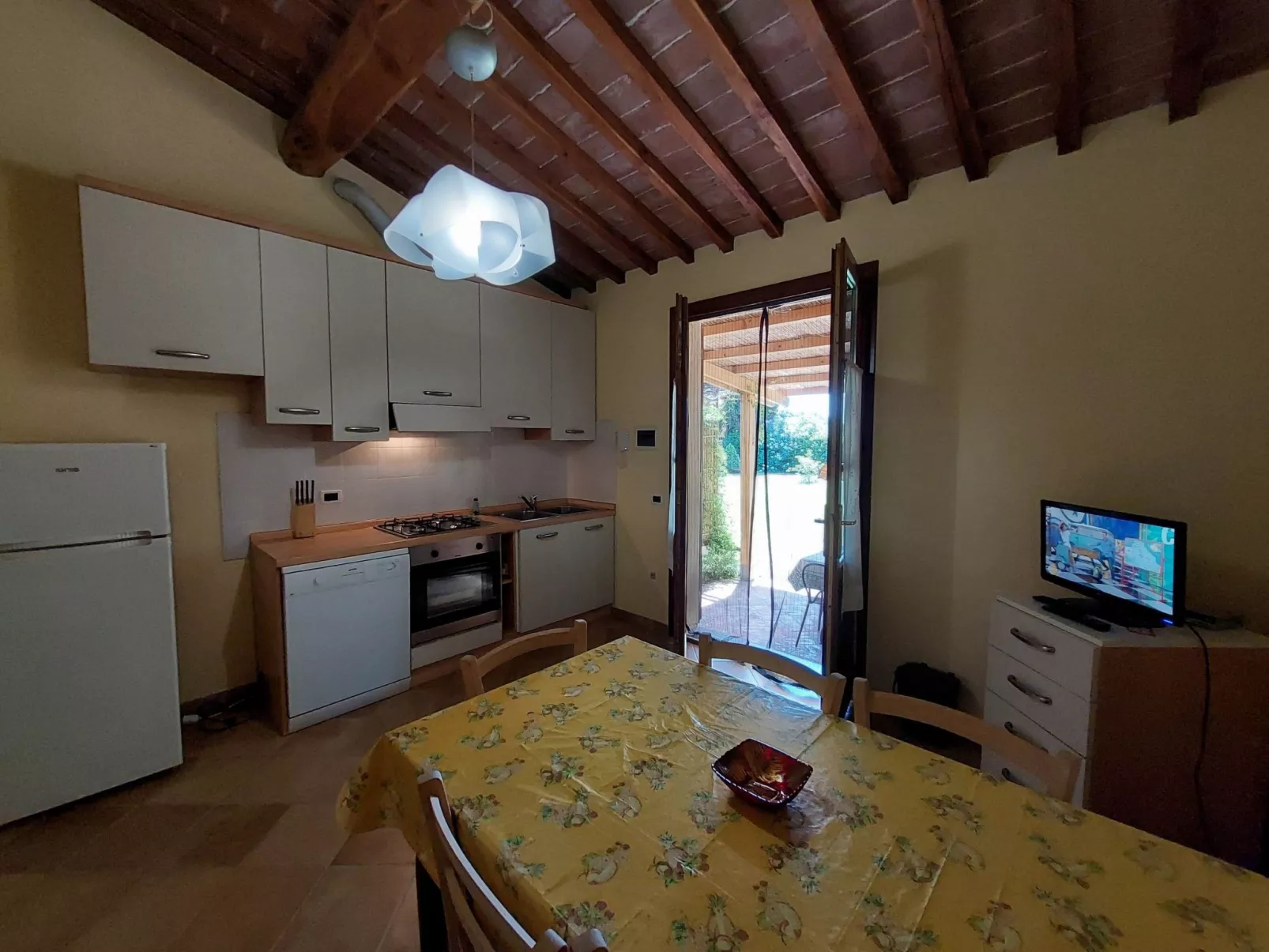 Melo Peperosa' Wohnung mit Terrasse-Image-tags.info