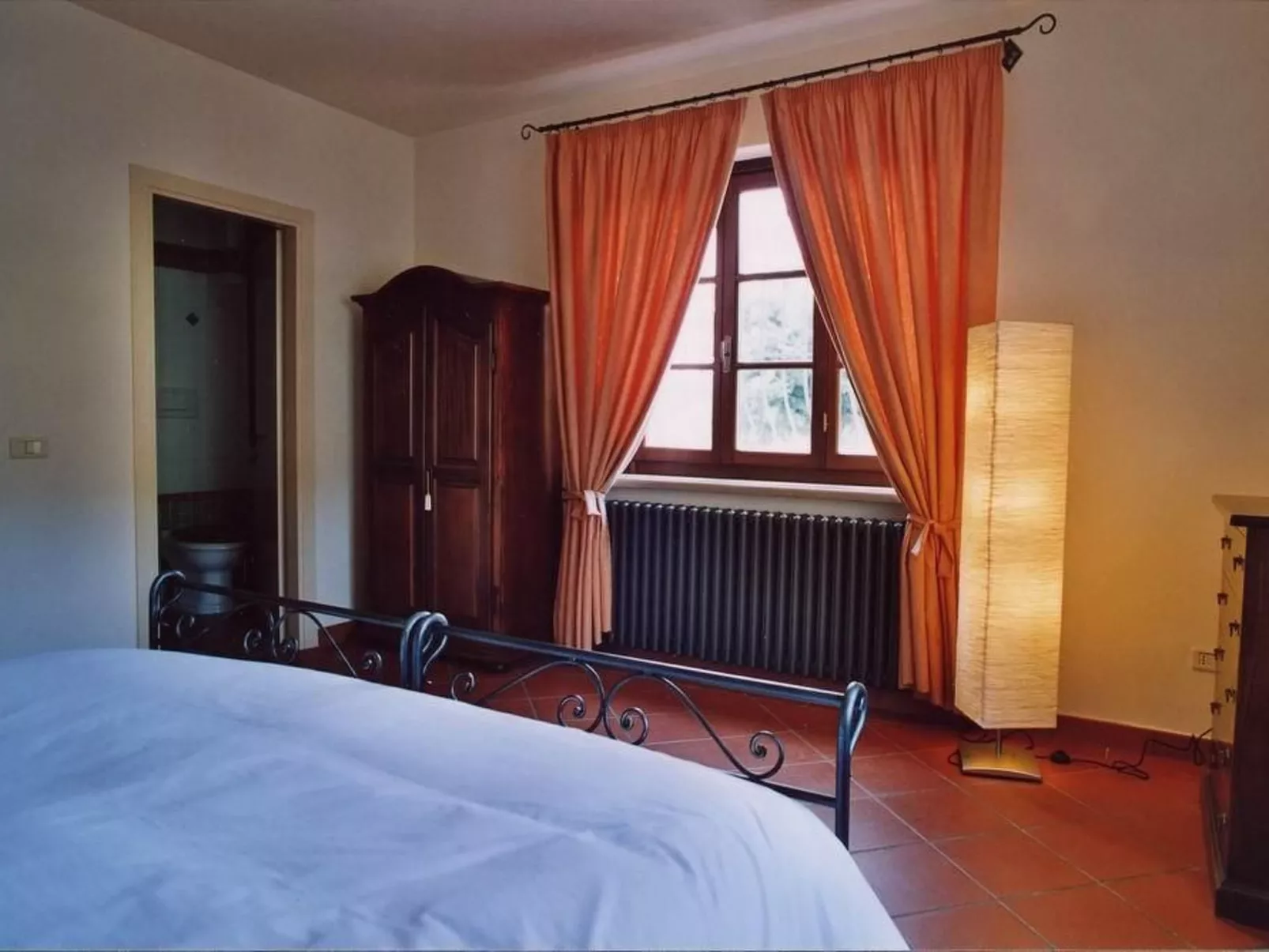 Flach "Madonnino corbezzolo T6-Binnen