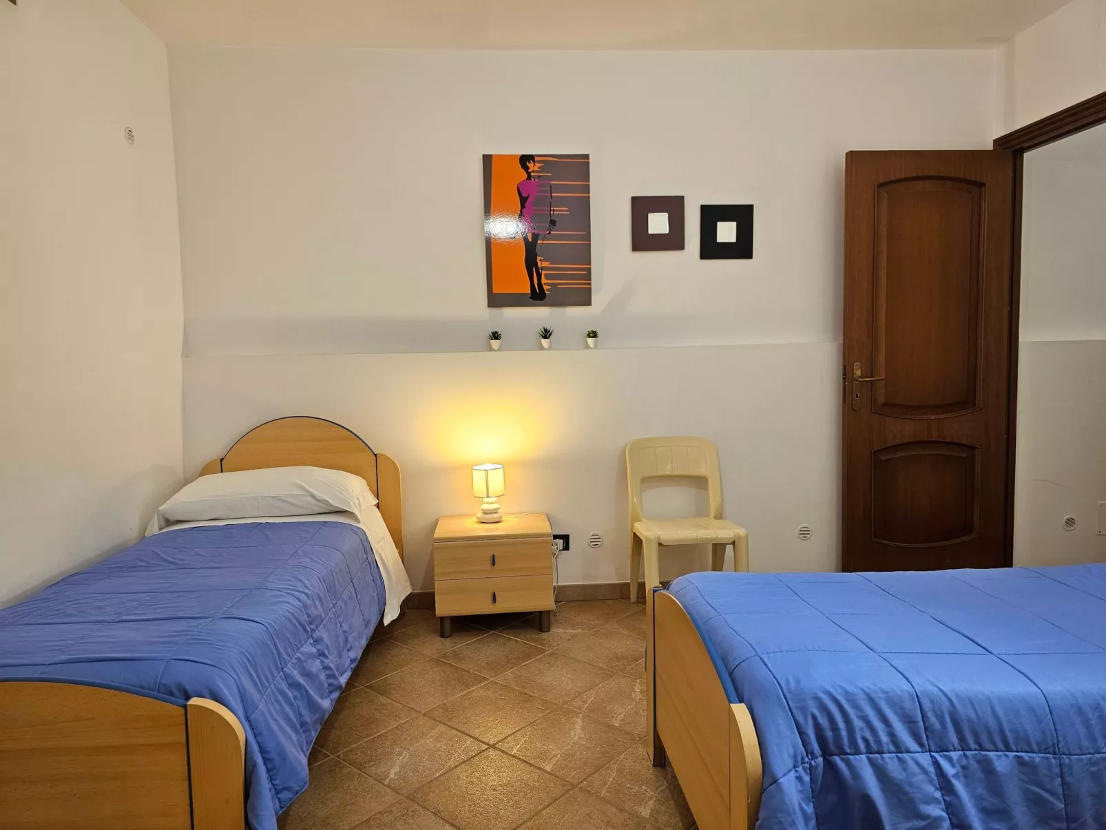 Helle mediterrane Villa mit Veranda und Garten-Binnen