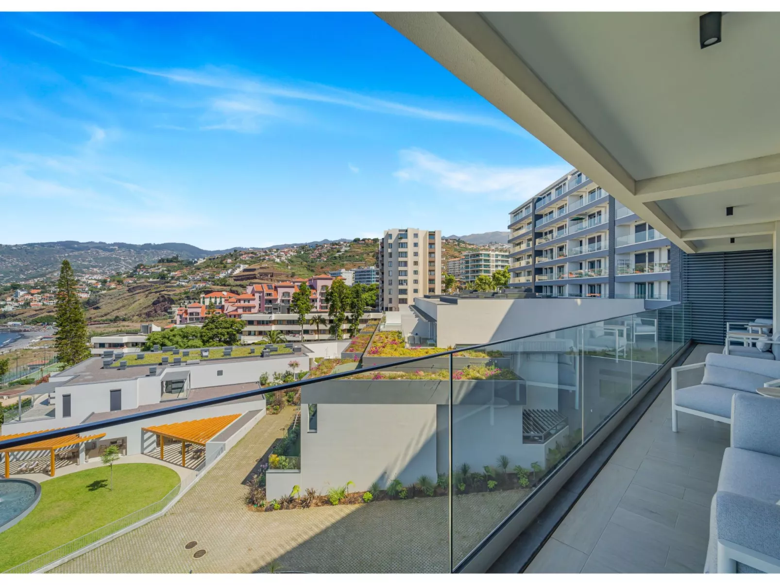 Wohnung "Aqua Luxe Wohnung"-Image-tags.info