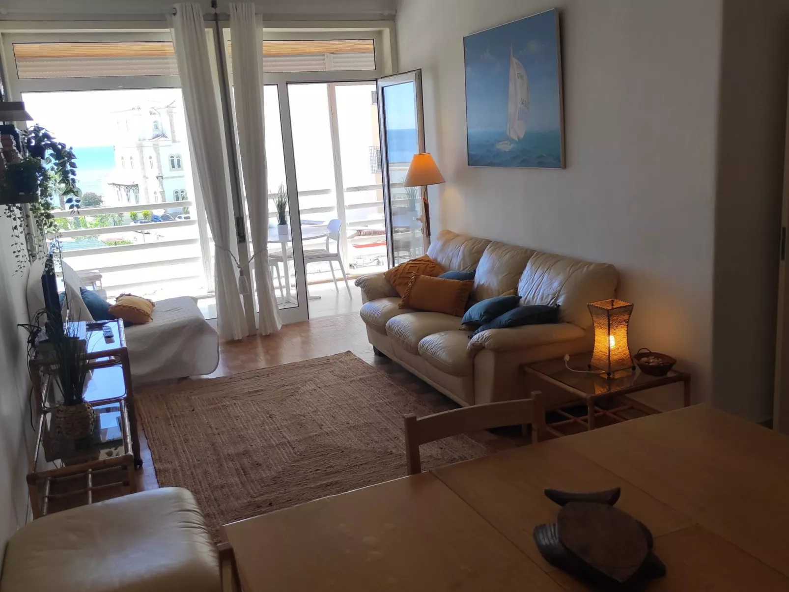 "Peixes" mit Blick auf das Wasser-Binnen