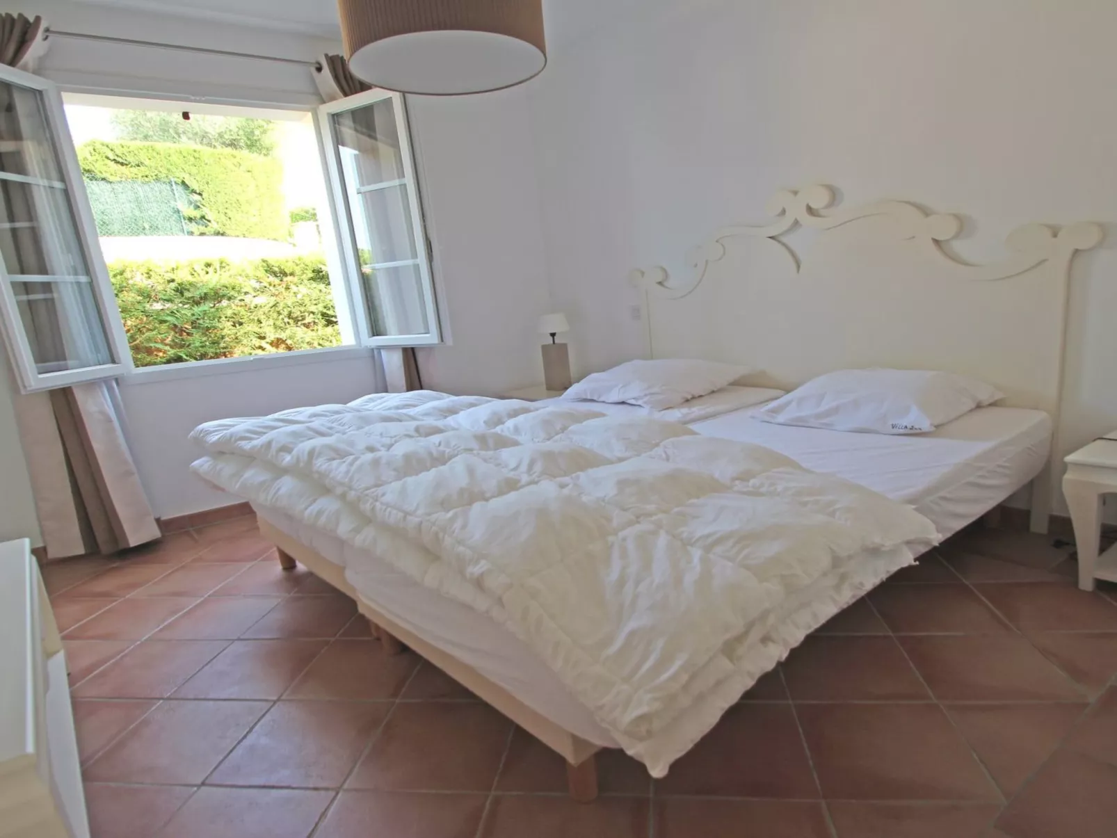 Villa Beauchene - Privates Schwimmbad - Klimaanlage - Binnen