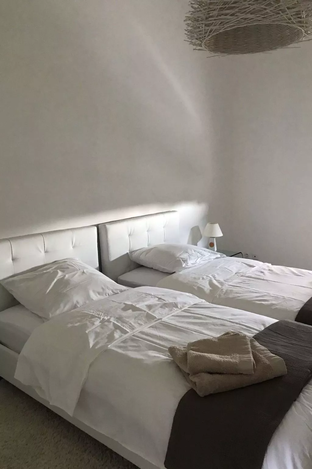 Villa mit Garten, Grill und Terrasse-Binnen