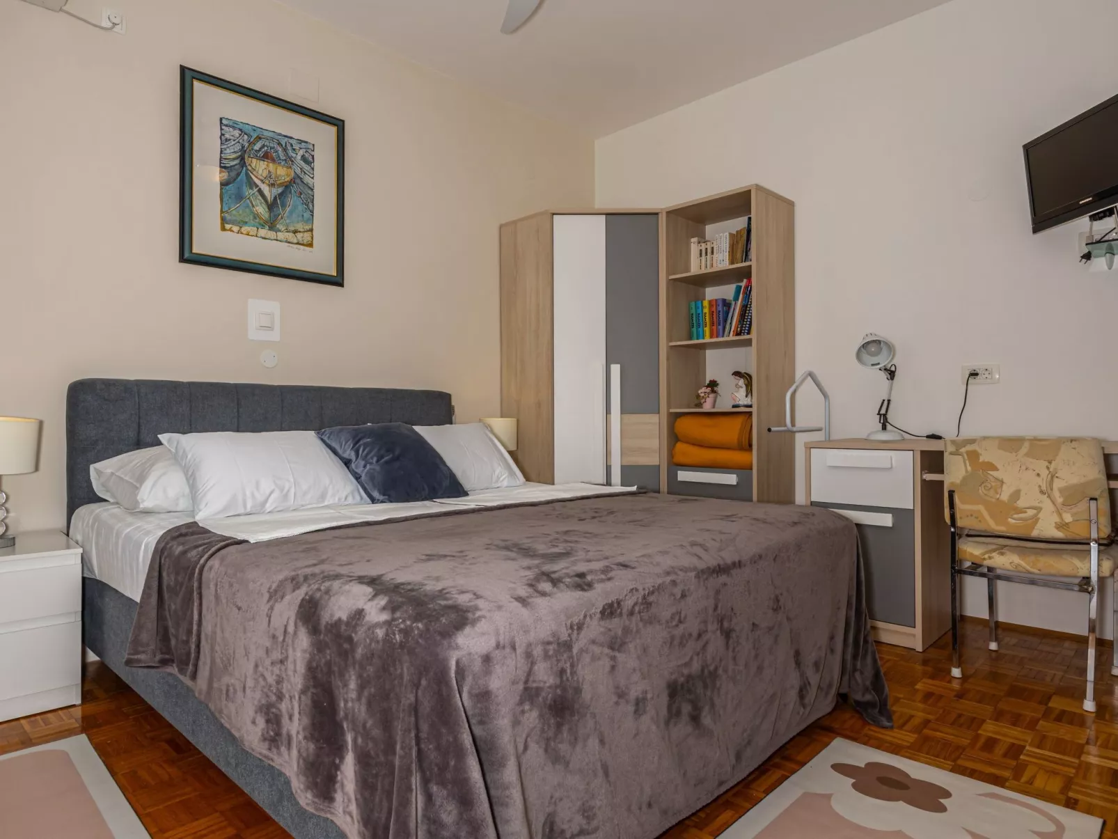 "Luxuswohnung"-Binnen