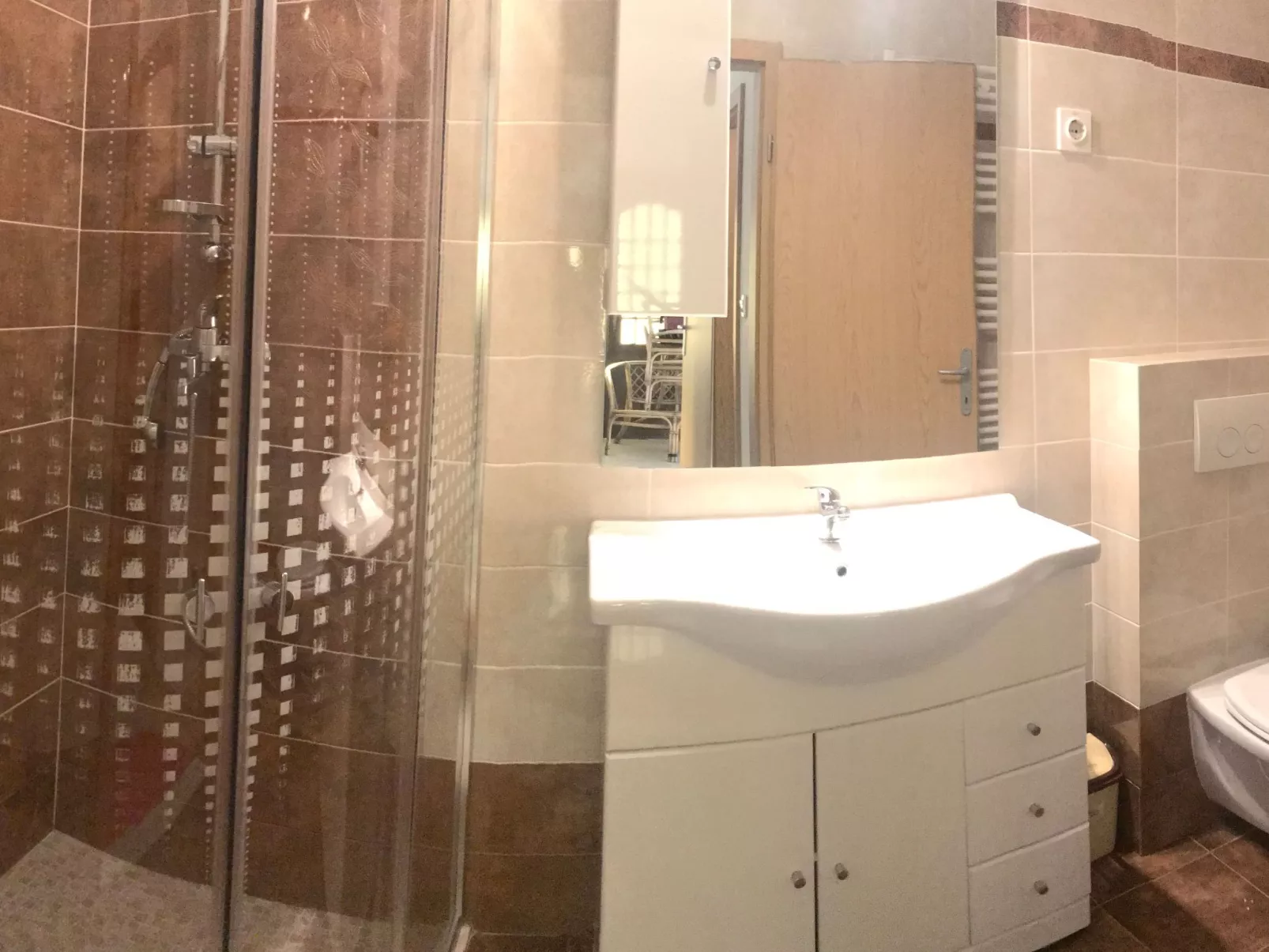 Mit Wasserblick-Binnen