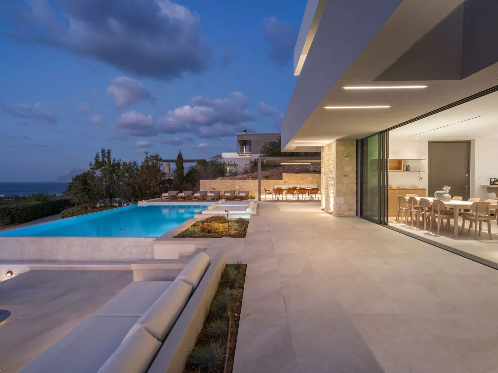 Villa Utopia 5 Schlafzimmer-Binnen