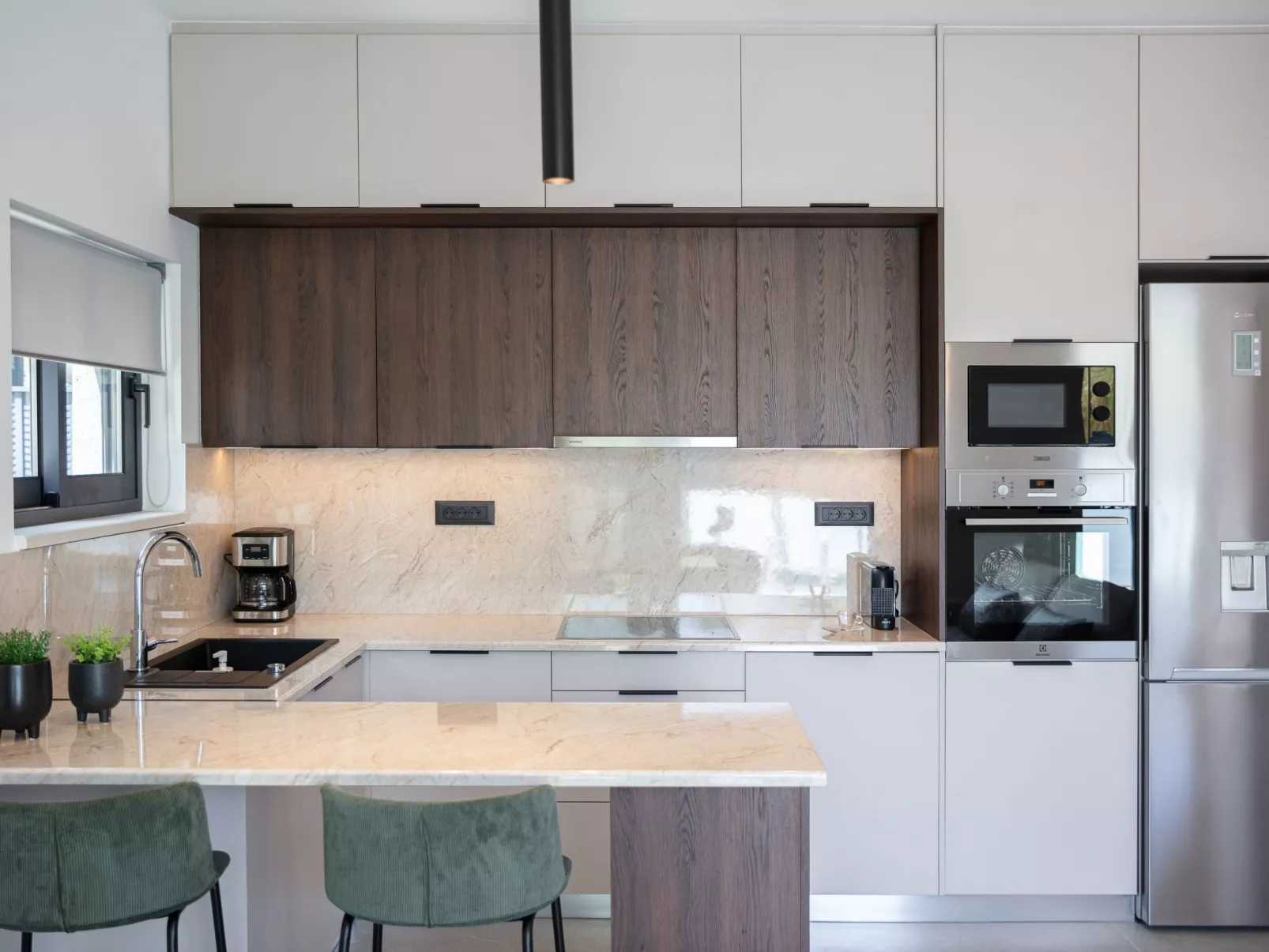 VillaSaints I - Pool und BBQ, Spaziergang zum Strand-Binnen