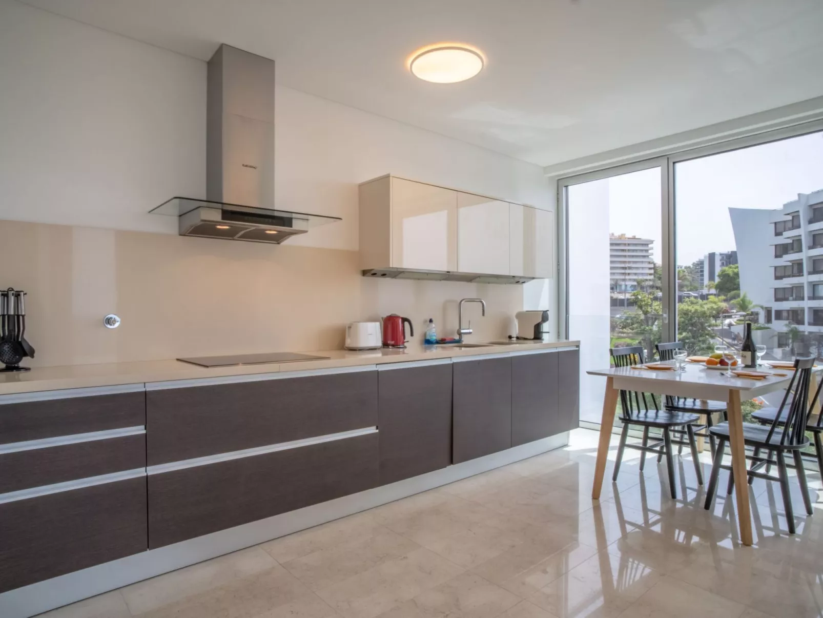 Für 6 Personen ca. 120 m&sup2; in São Martinho, Madeira (Südküste von Madeira)-Binnen