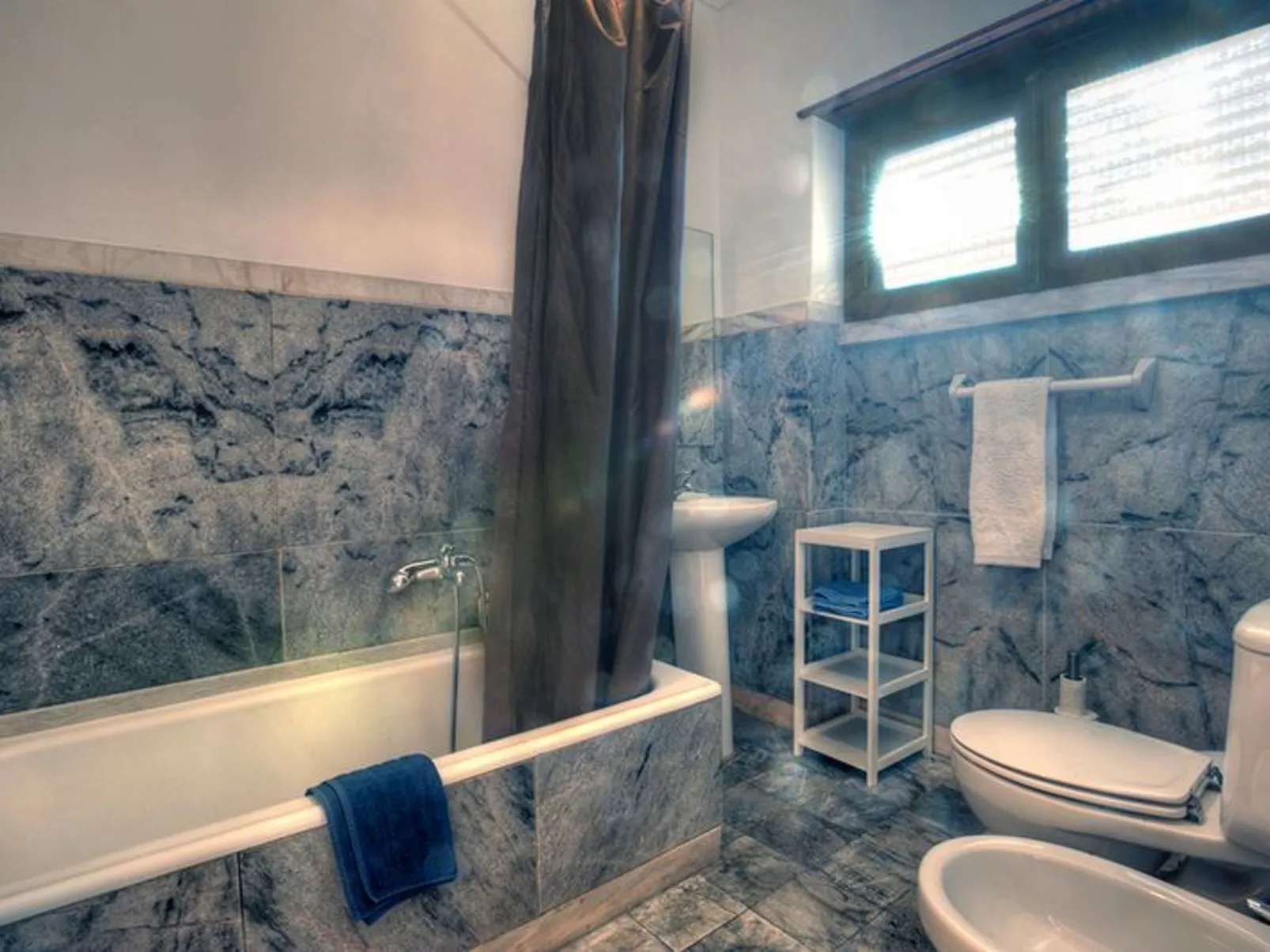 Wohnung "Apolonia7" mit Blick auf das Wasser-Image-tags.info