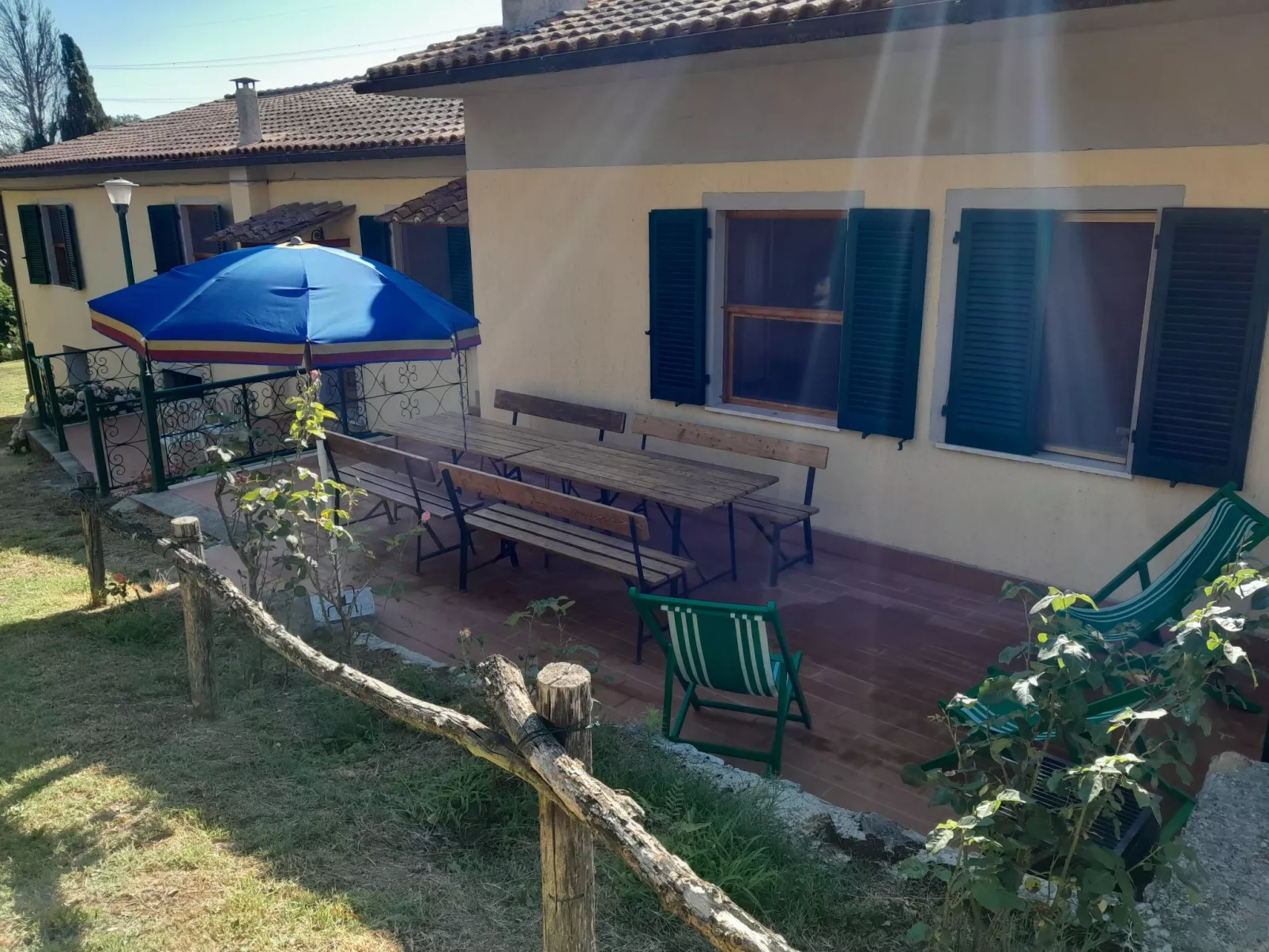 Wohnung 'Rose' mit Terrasse-Buiten