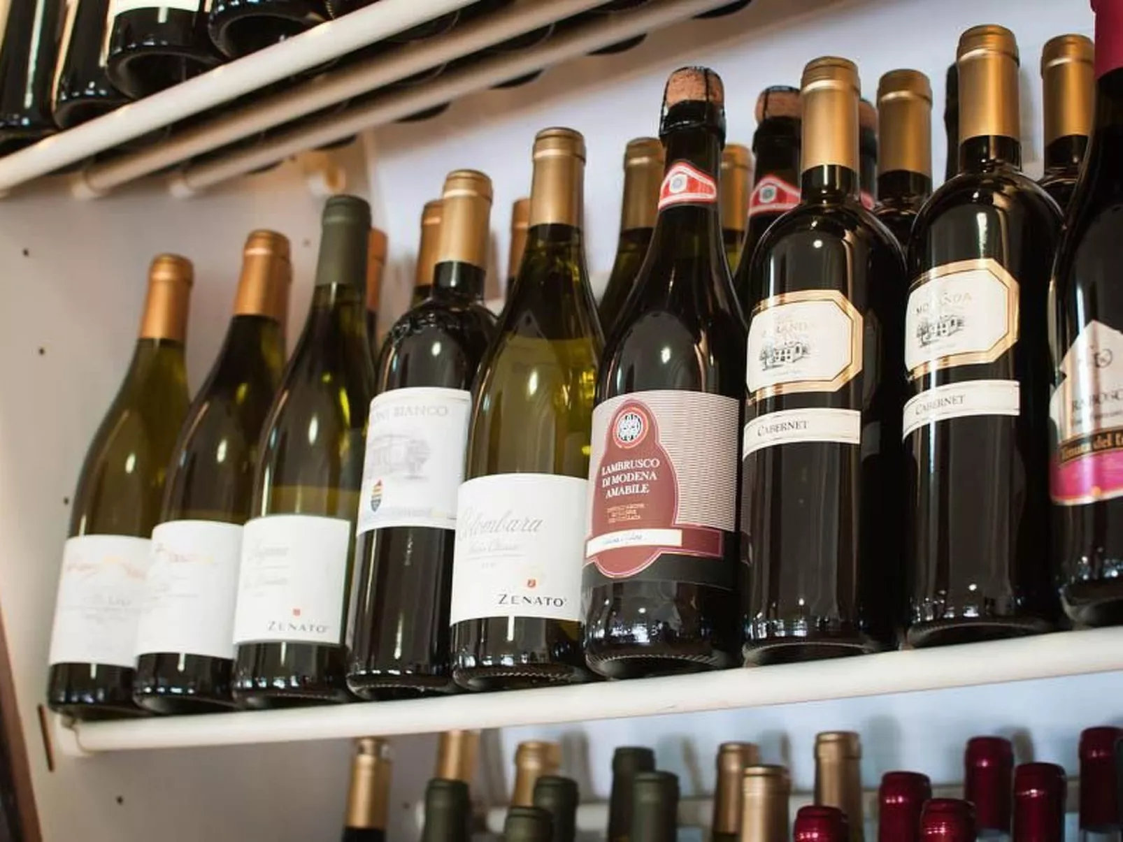 'Milan' mit Balkon-Binnen