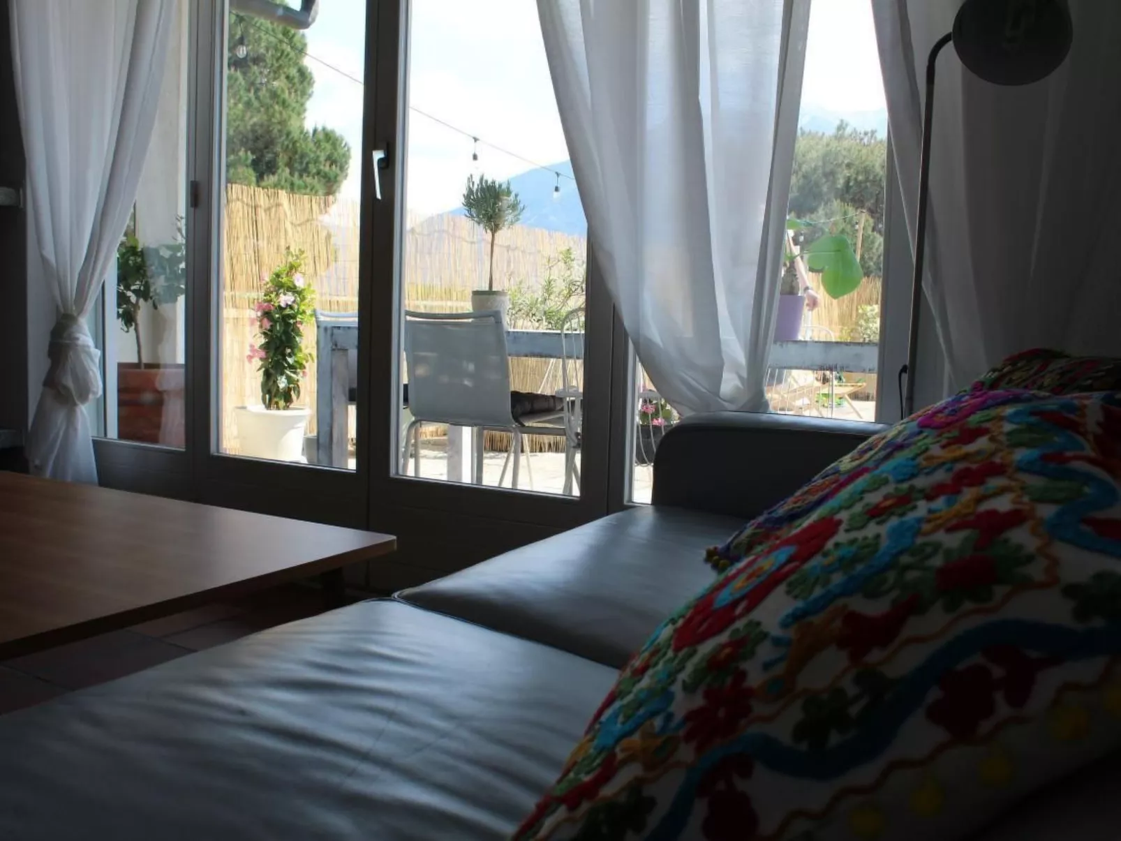 Wohnung mit blühender Terrasse, seenah-Image-tags.info