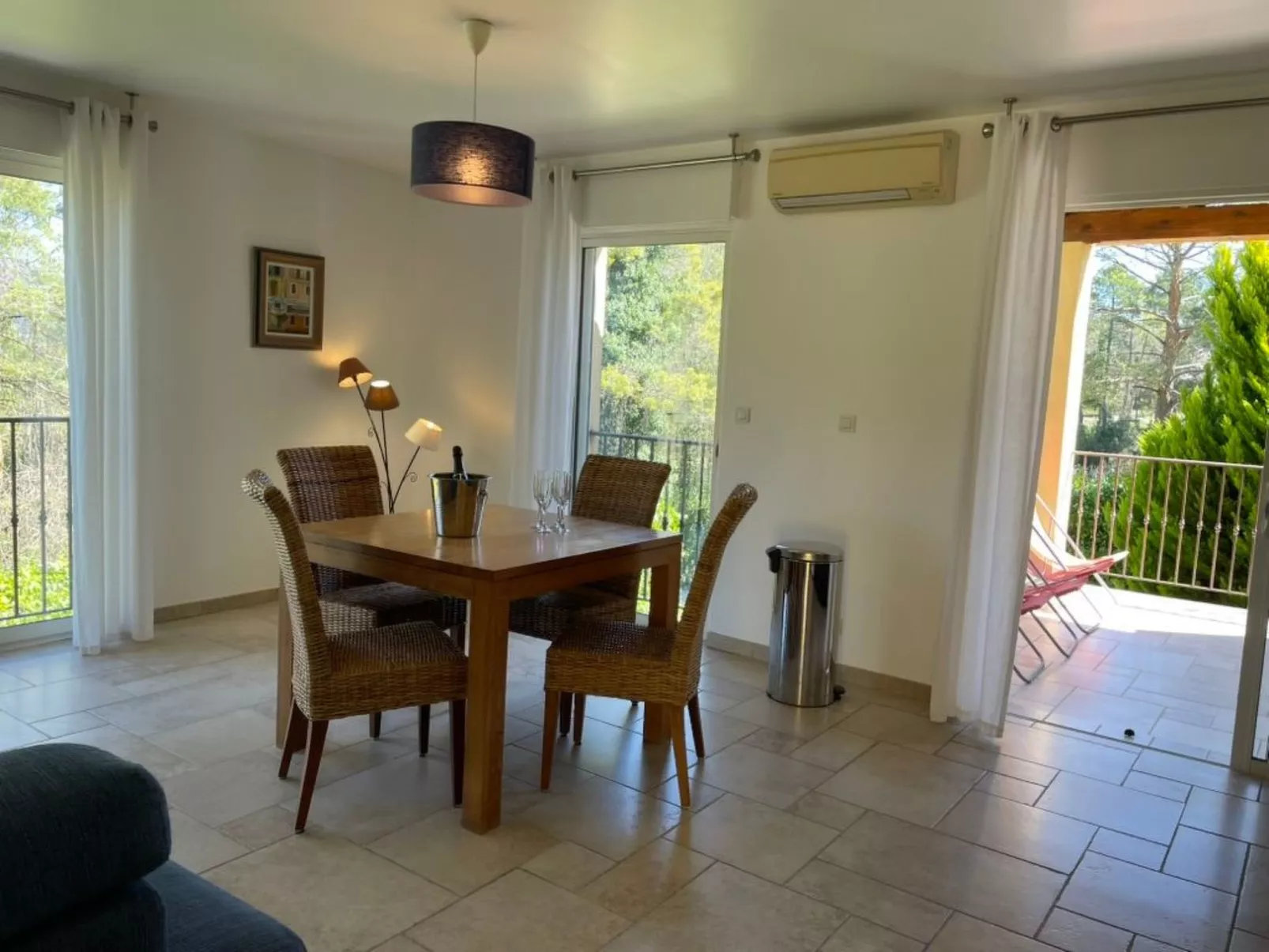 Apartment mit Pool Infinity-Binnen