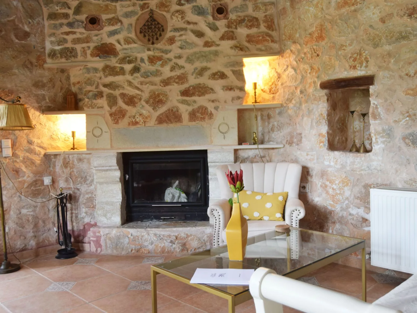 Villa aus Stein "Galatia"-Binnen