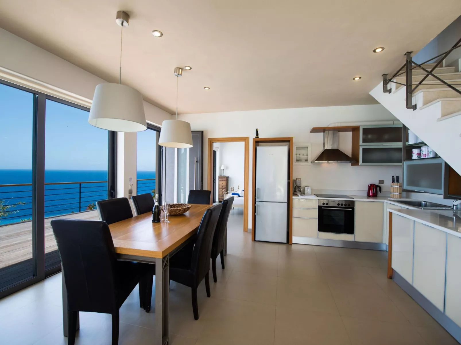 Schönes Haus in Lefkada mit privatem Pool und malerischer Aussicht-Binnen