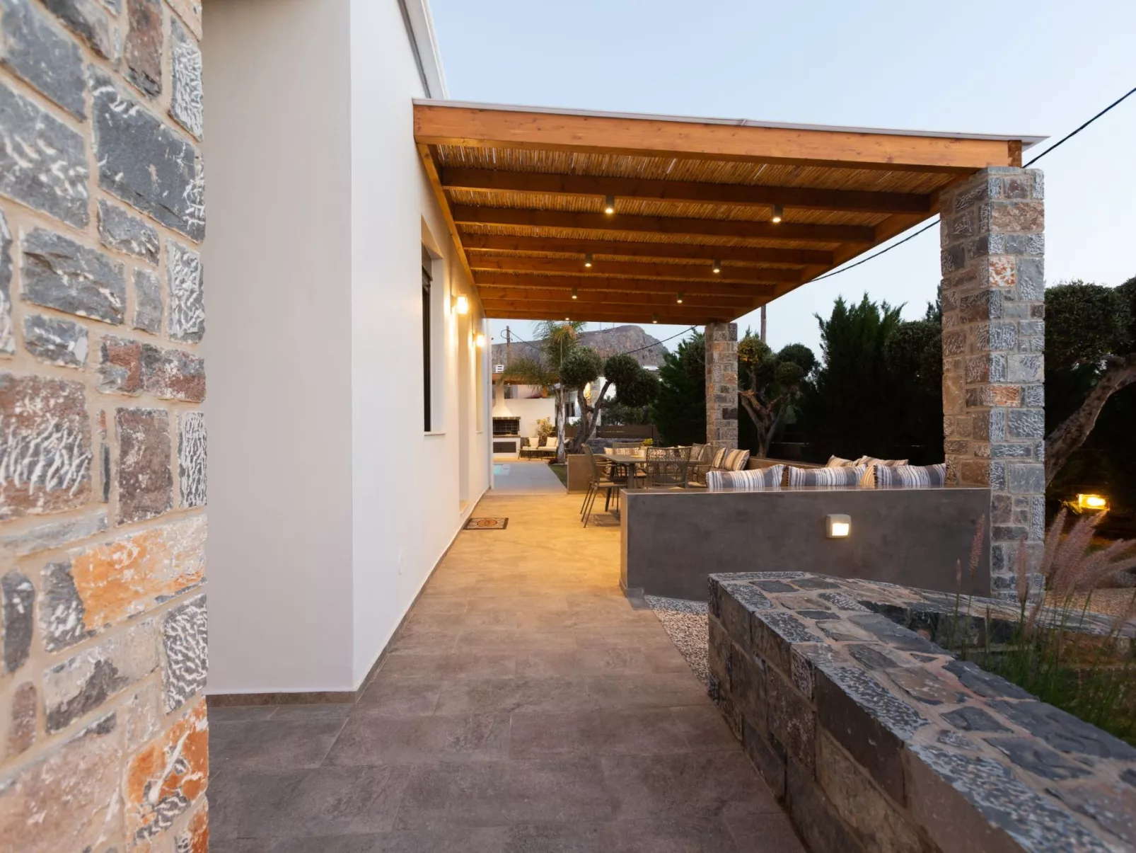 Villa Stavelia mit privatem Pool-Buiten