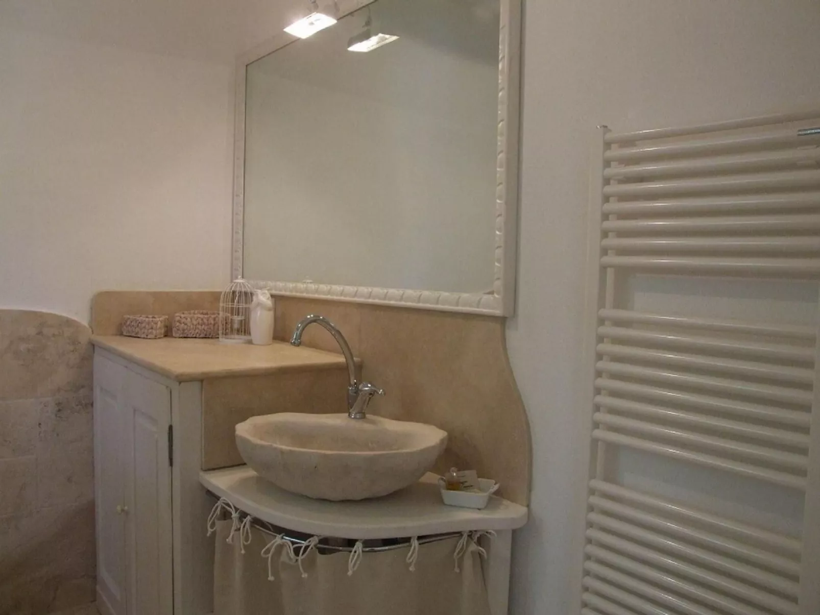 Iris' Wohnung mit Terrasse-Binnen