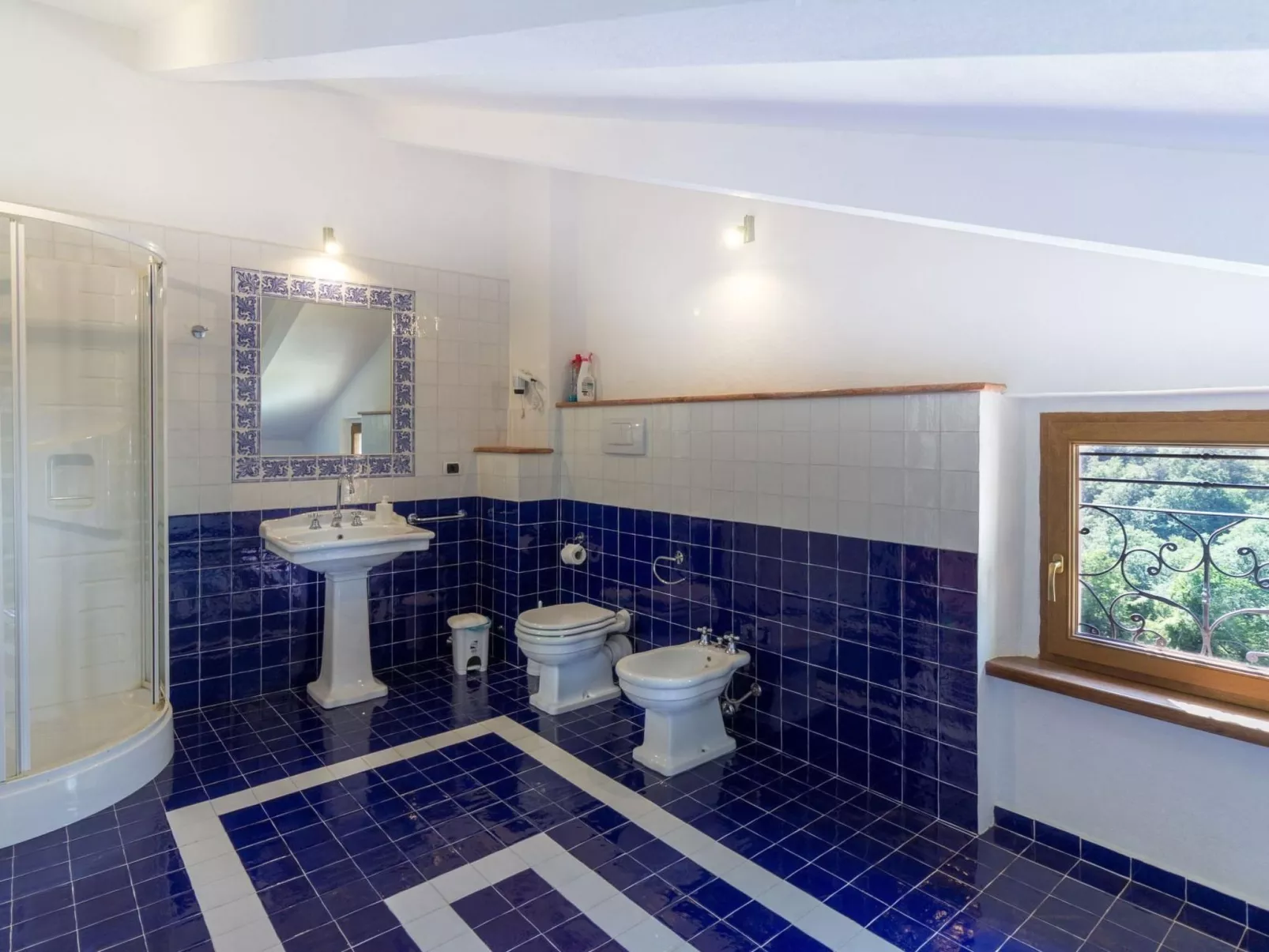 Villa Cantone mit beheiztem Pool-Binnen