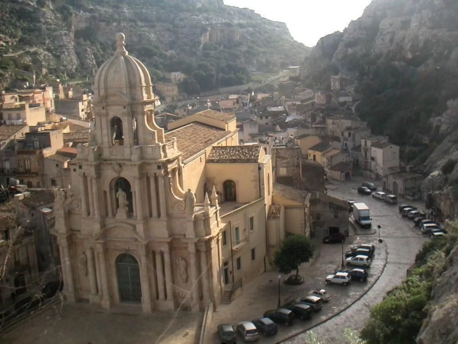 Steinhaus mit Panoramadachterrasse-Binnen