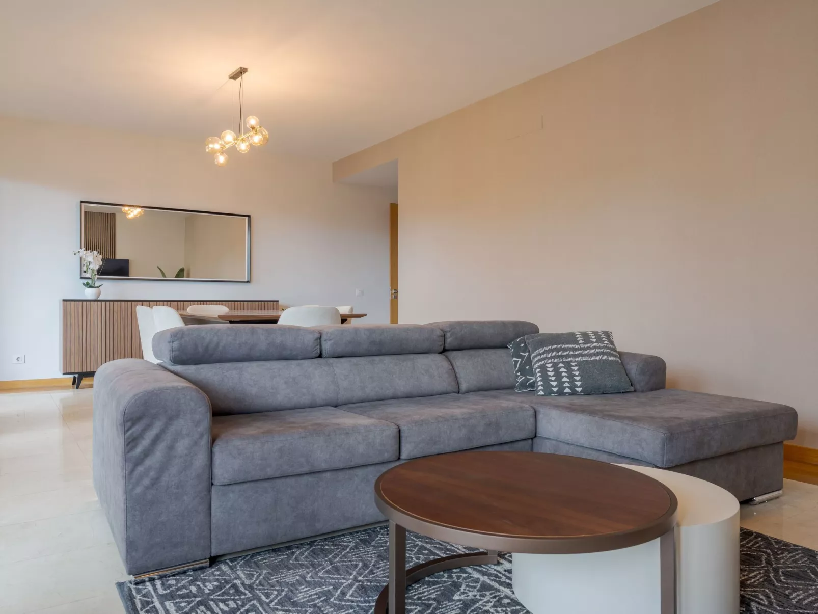 Living BX Wohnung im Stadtzentrum-Binnen