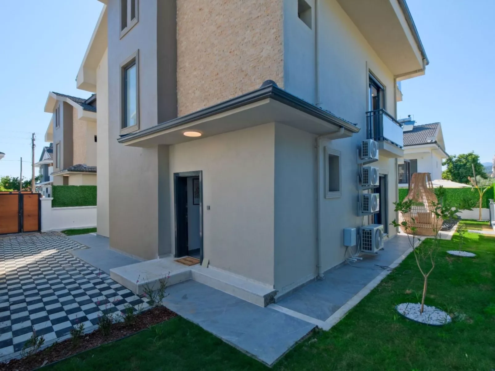 Große Villa in Fethiye Ausserhalb im grünen - Image-tags.info