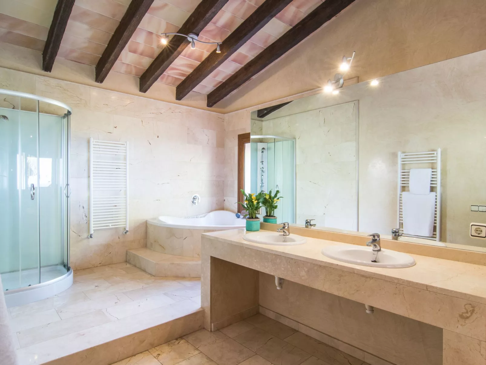 Forn Fumet  (ETV 899)-Binnen