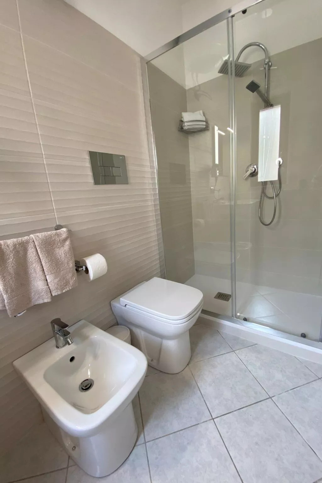 Scala dei Turchi Palace Suiten für 4 Personen in Realmonte-Image-tags.info