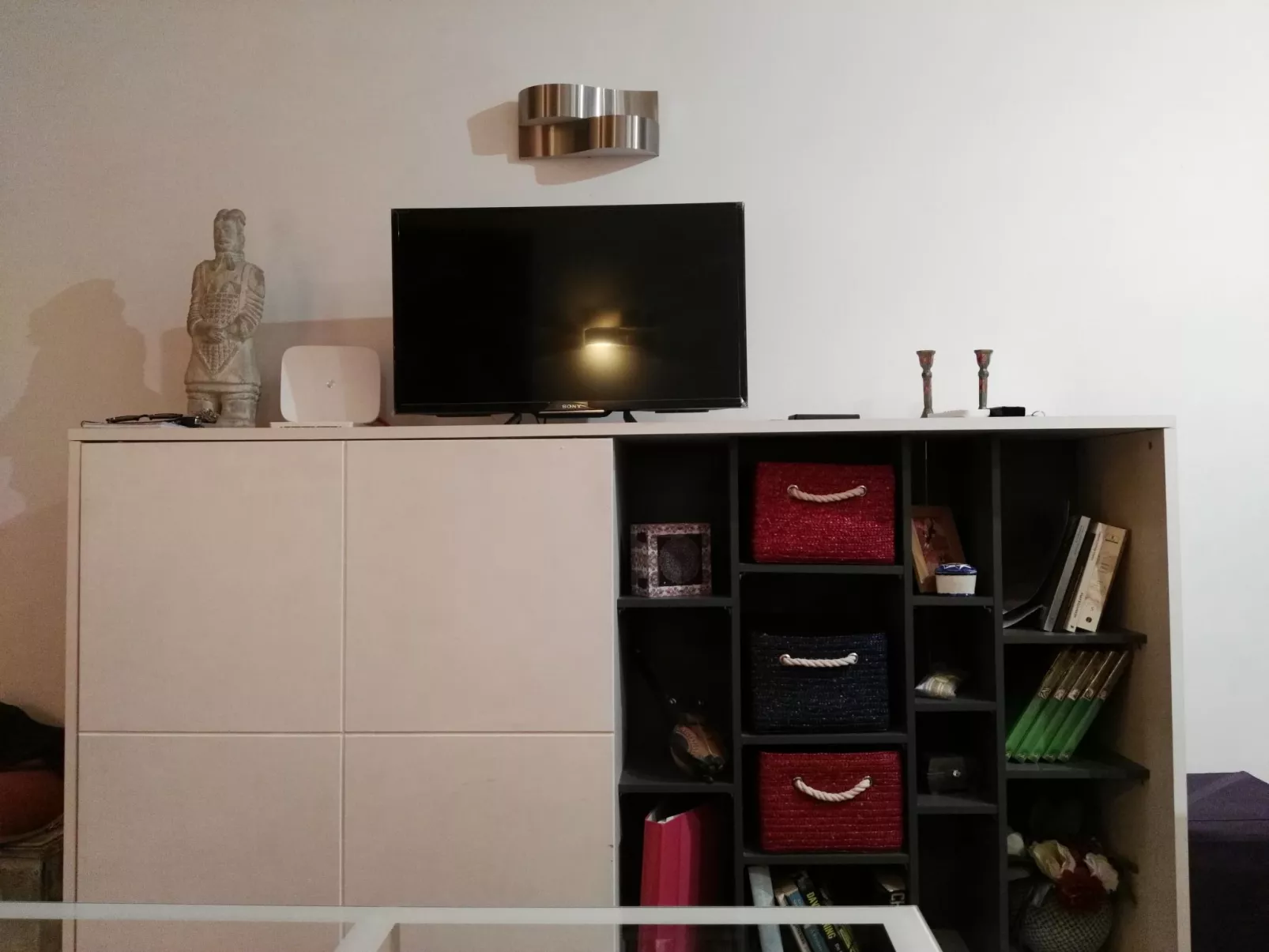 Appartement mit Balkon in einem Komplex mit Gemeinschaftspool am Meer-Binnen