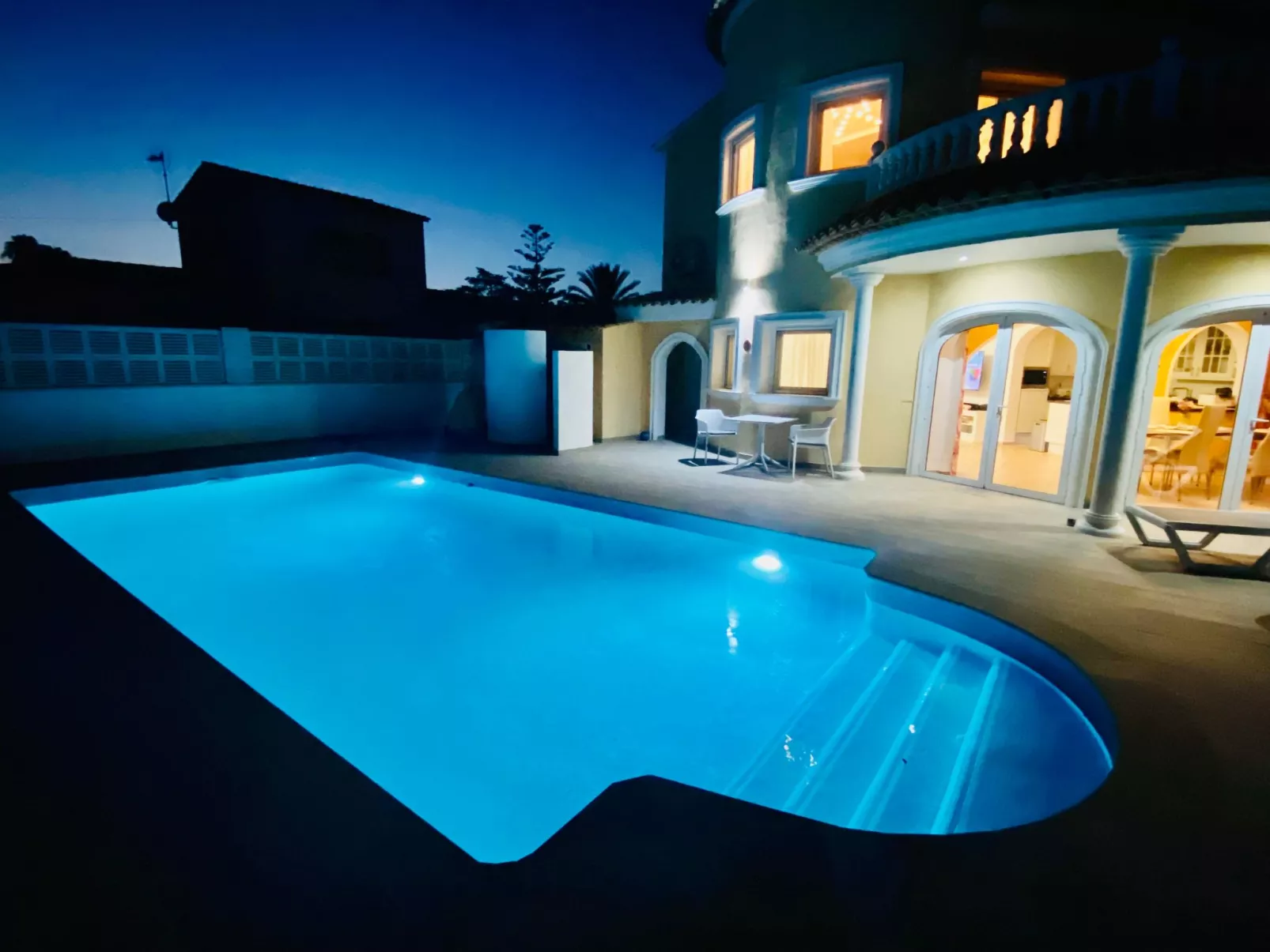 Traumvilla Revoltes-Image-tags.info