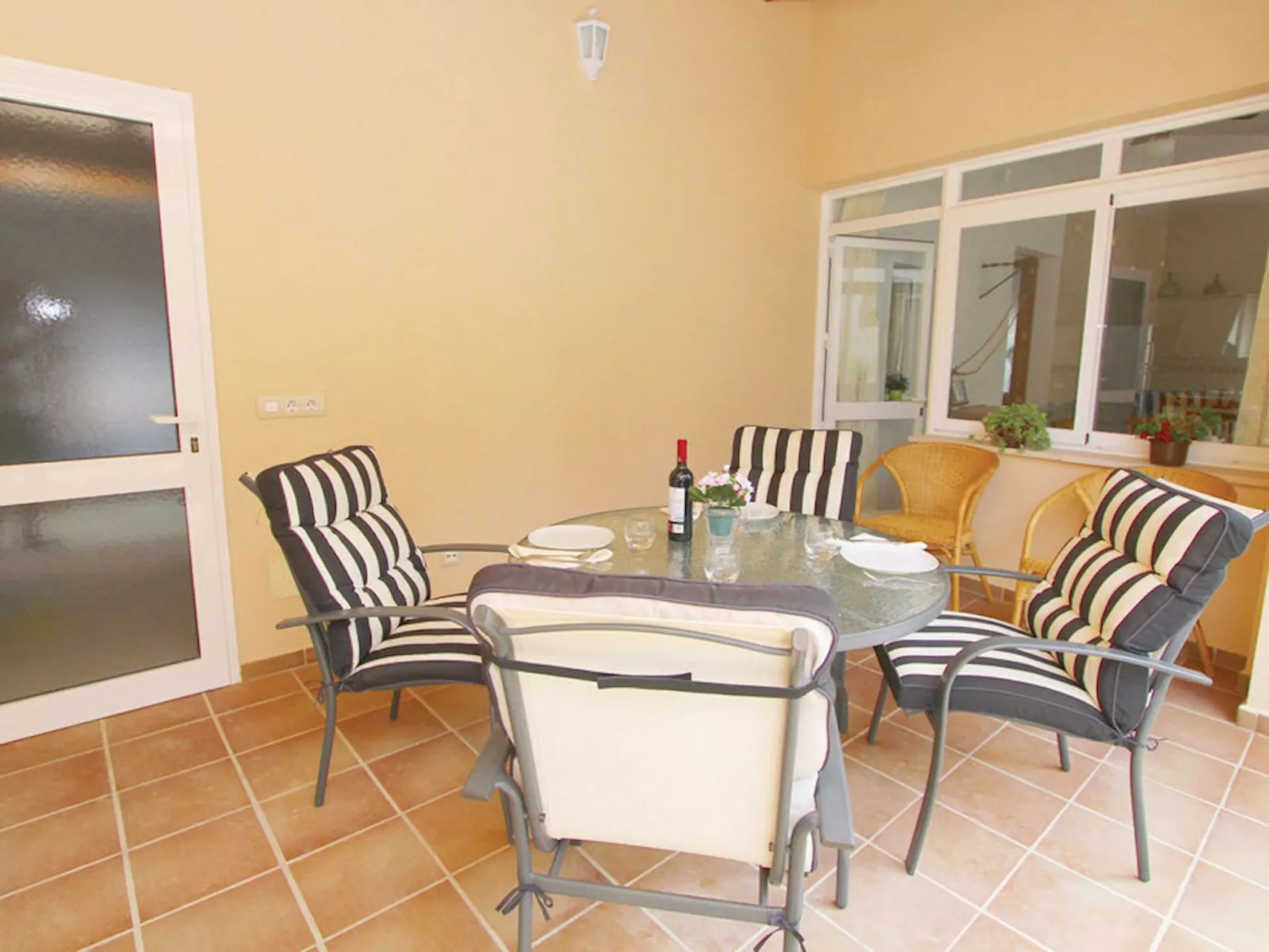 Ribot-Image-tags.info